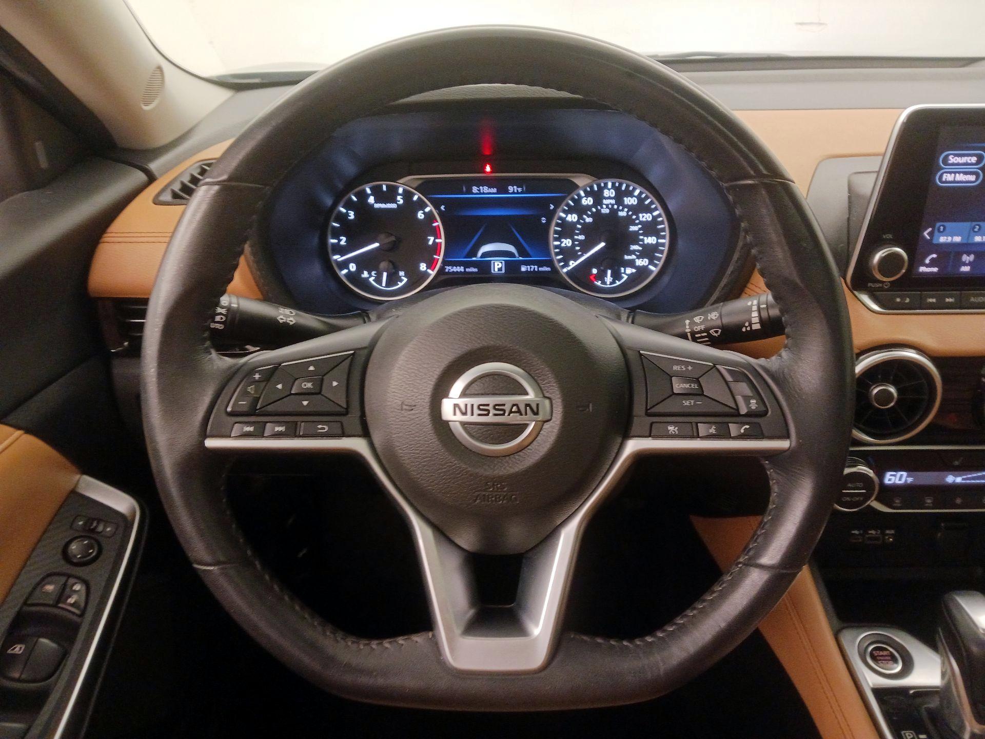 Thumbnail: 2020 Nissan Sentra - 10