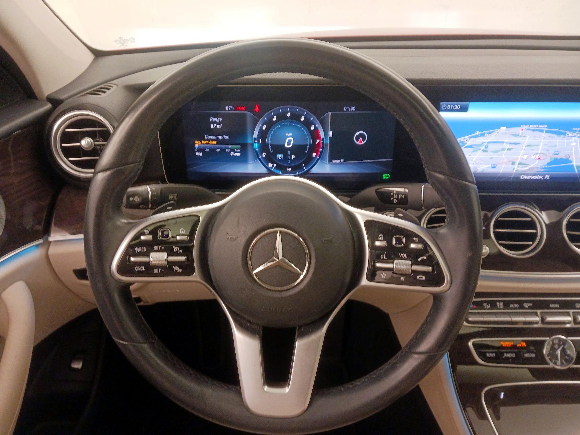 Thumbnail: 2020 Mercedes-Benz E-Class - 10