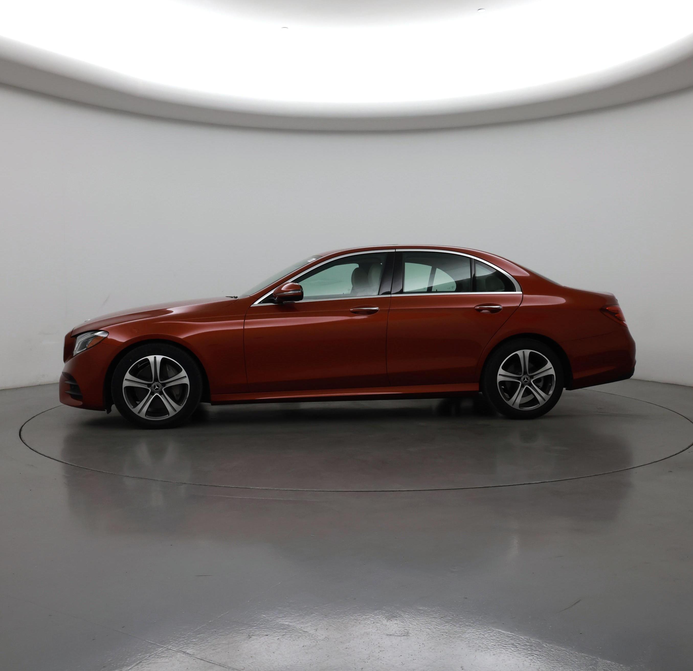 Thumbnail: 2020 Mercedes-Benz E-Class - 3