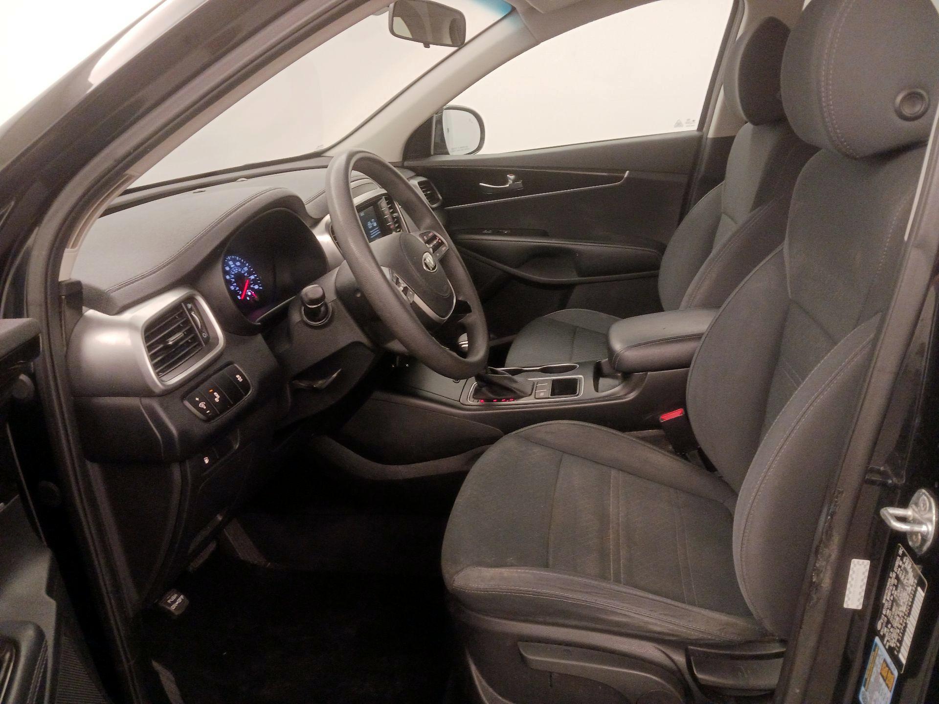 Thumbnail: 2020 Kia Sorento - 11