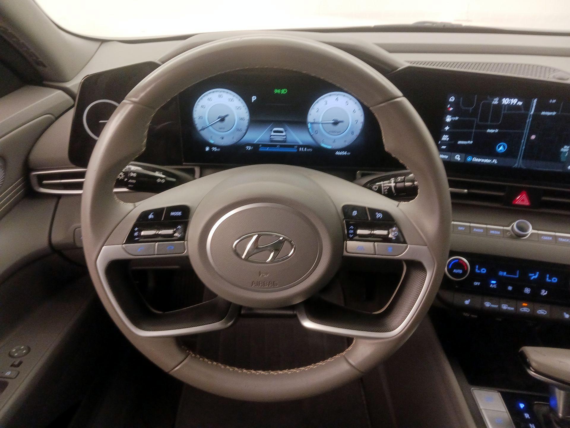 Thumbnail: 2023 Hyundai Elantra - 10