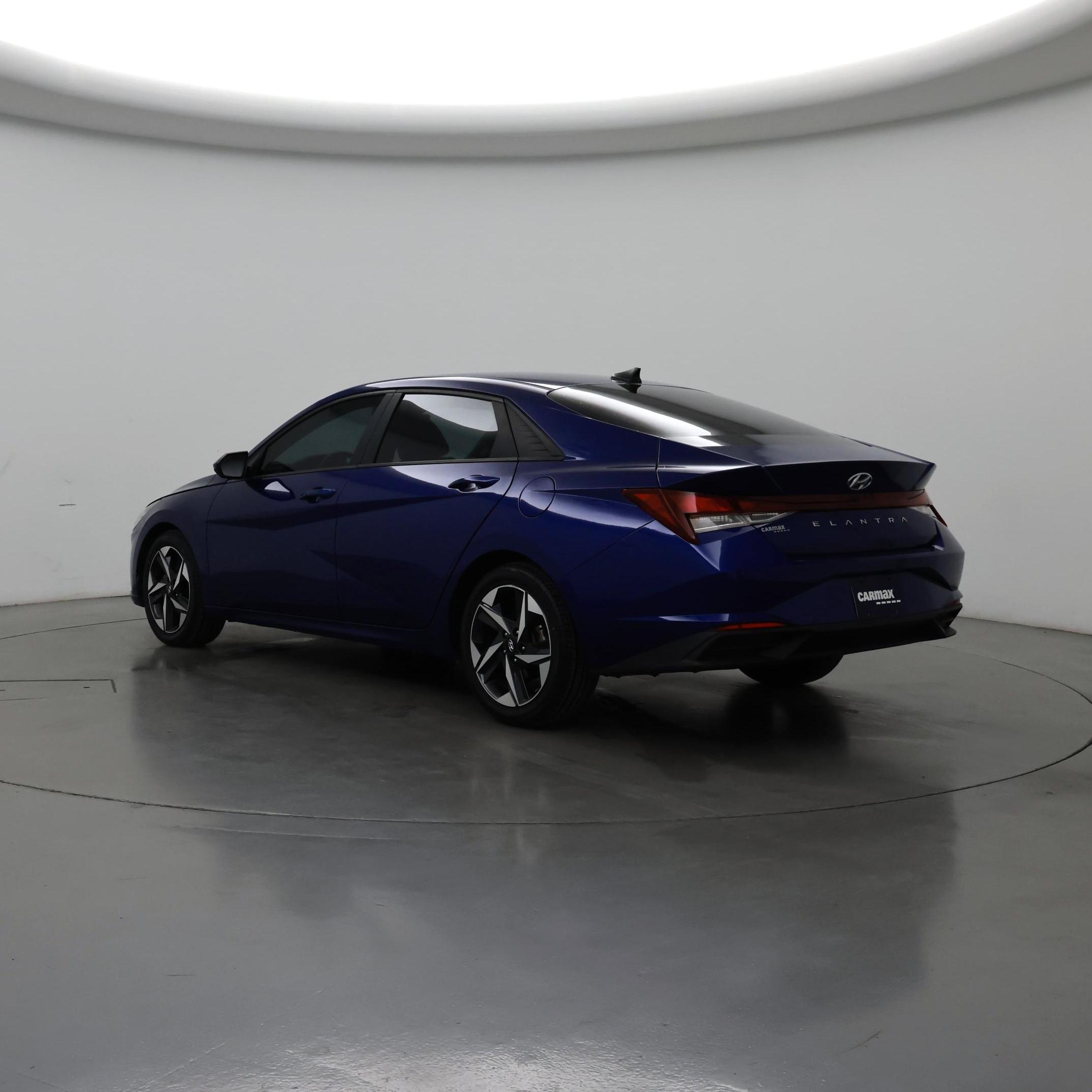 Thumbnail: 2023 Hyundai Elantra - 2