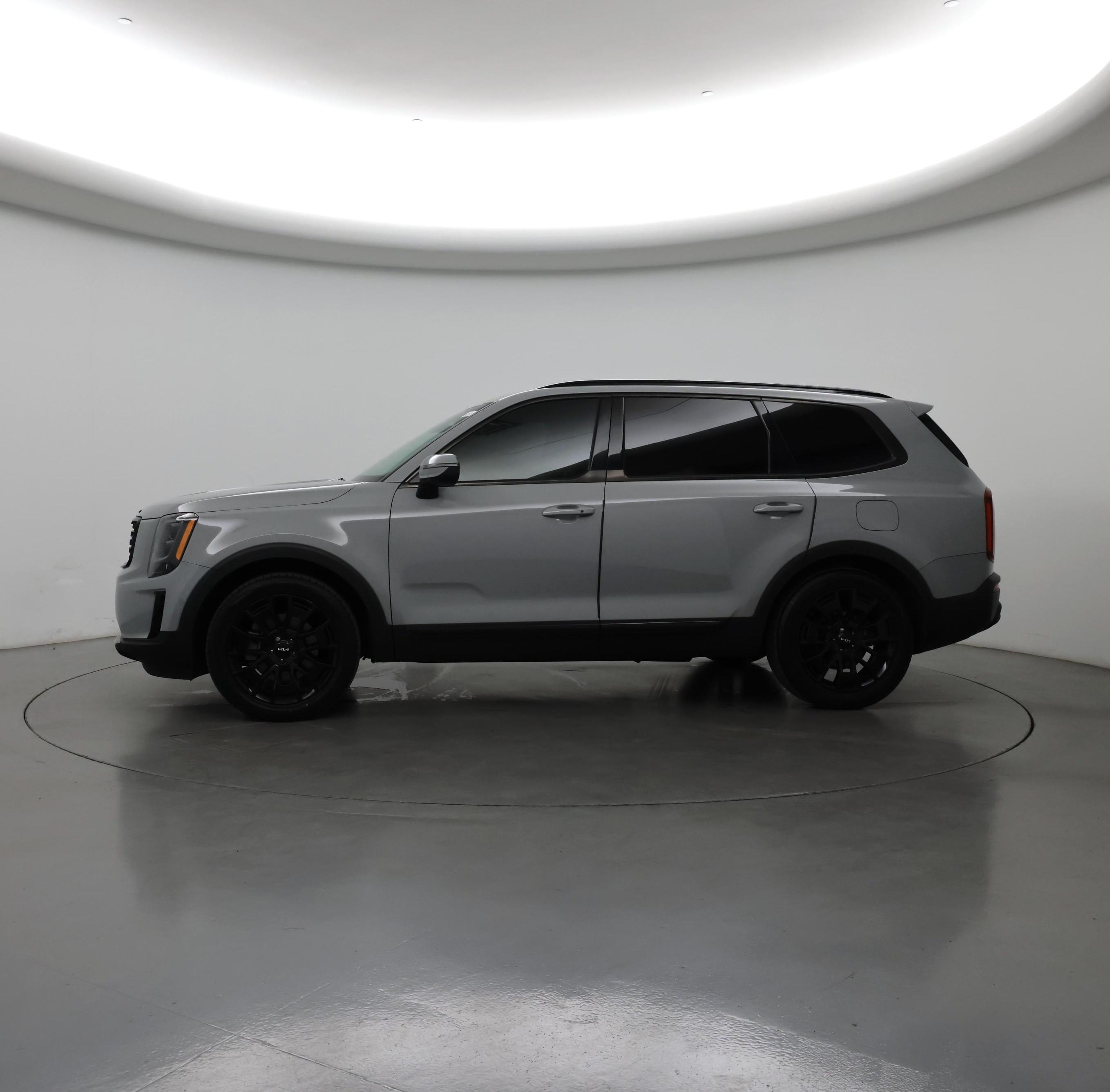 Thumbnail: 2022 Kia Telluride - 3