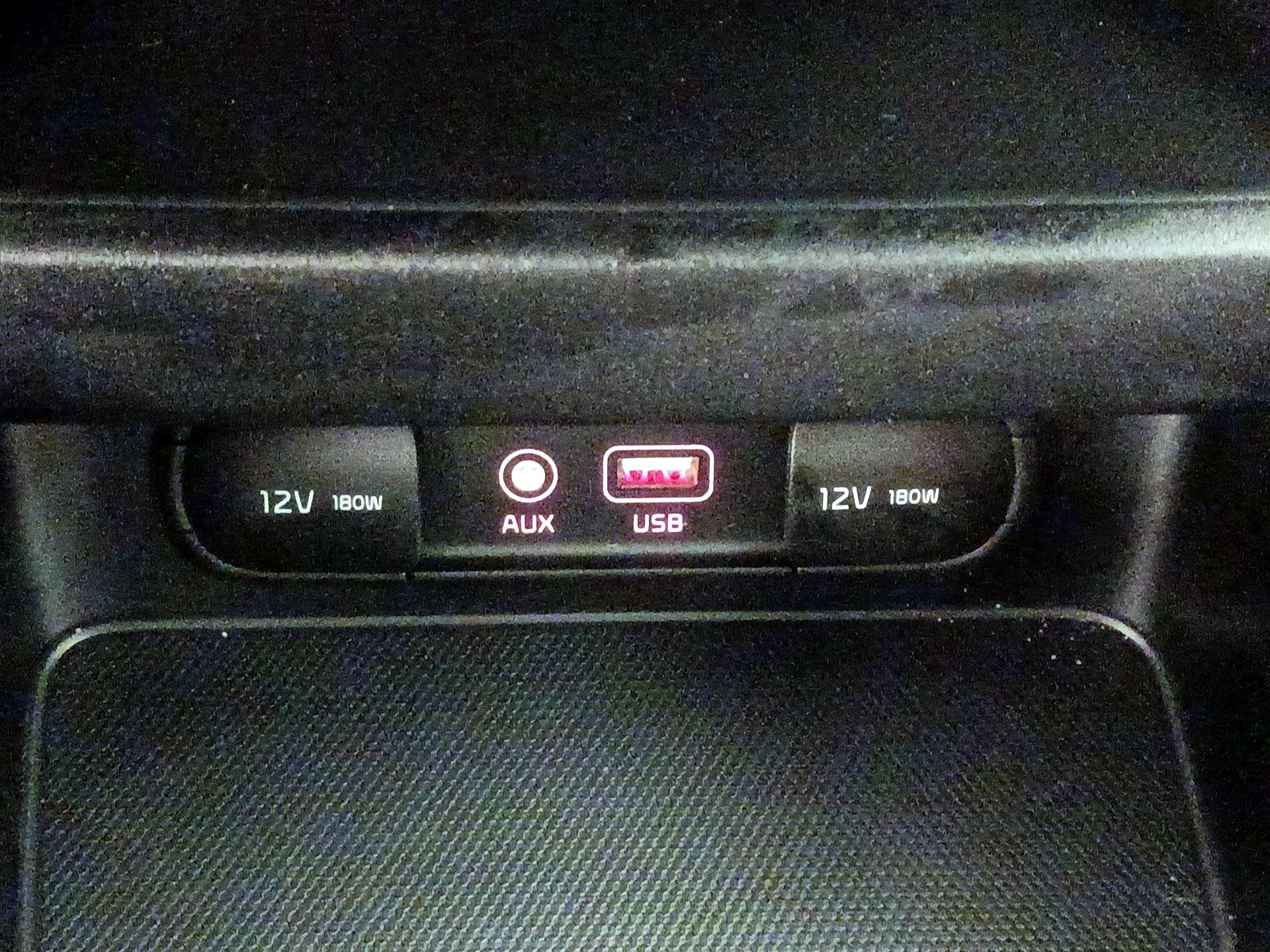 Thumbnail: 2019 Kia Forte - 18