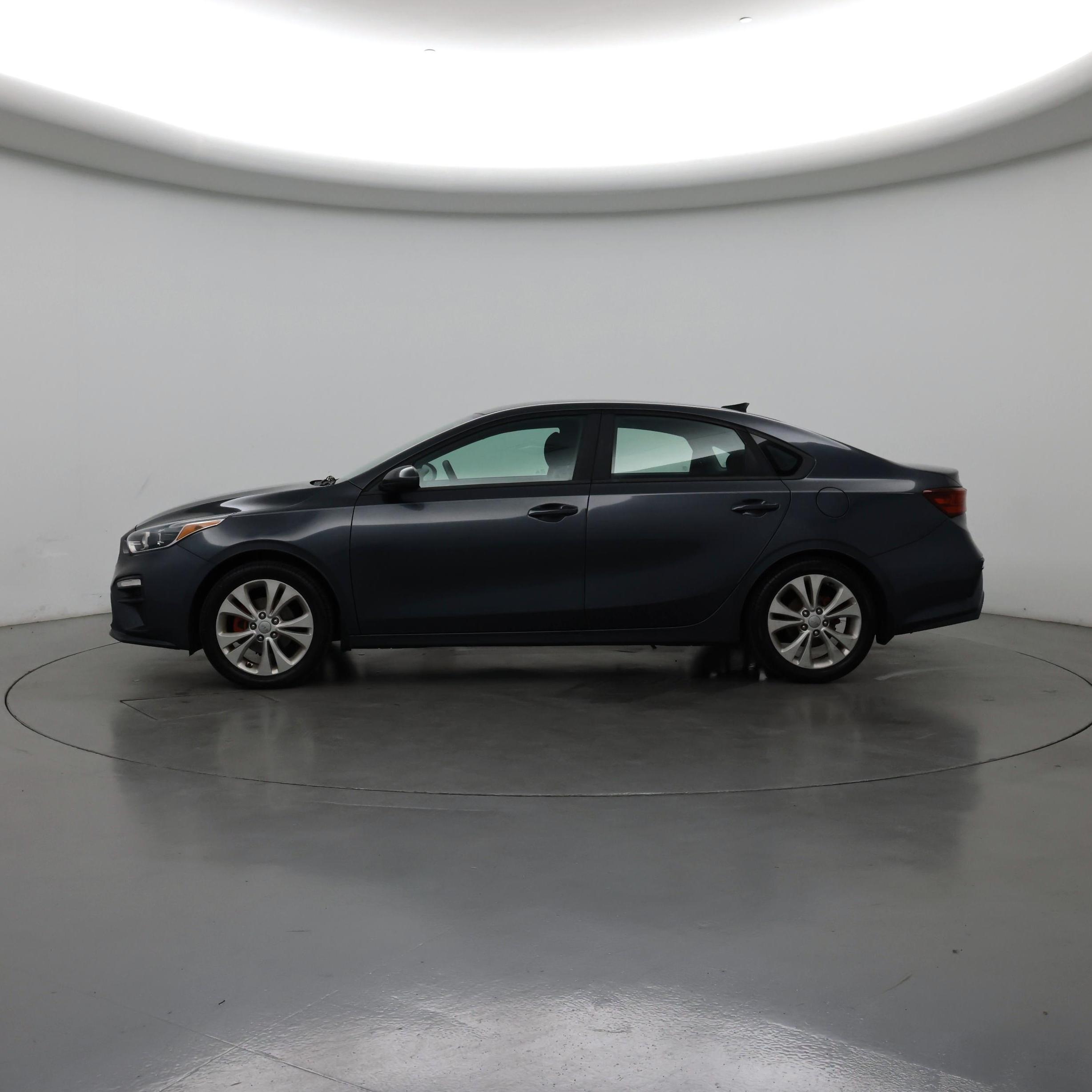 Thumbnail: 2019 Kia Forte - 3