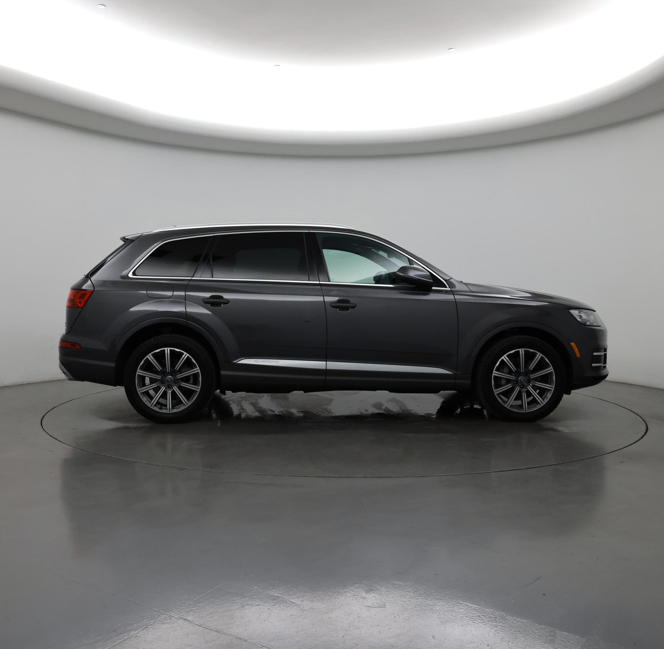 Thumbnail: 2018 Audi Q7 - 7