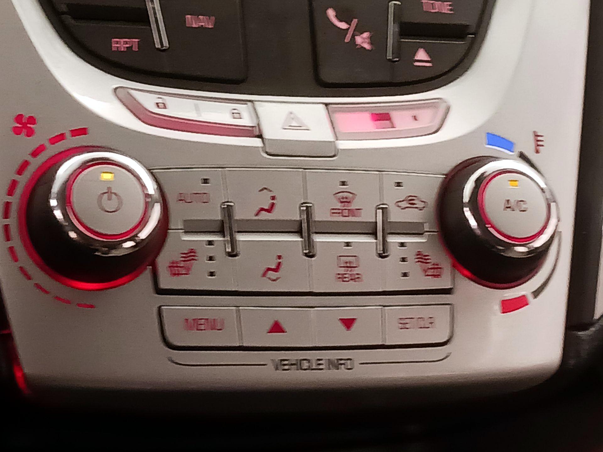 Thumbnail: 2014 GMC Terrain - 16