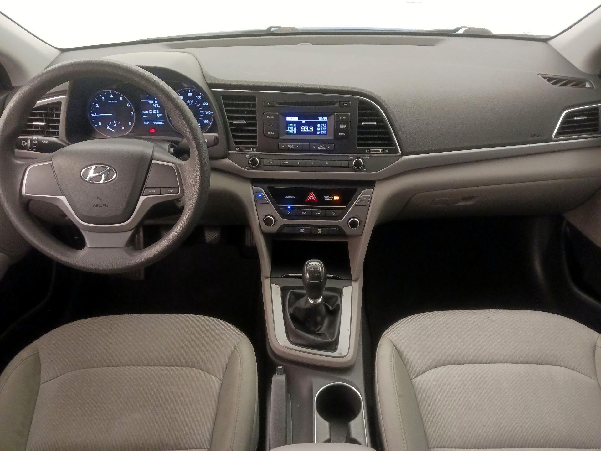 Thumbnail: 2017 Hyundai Elantra - 9