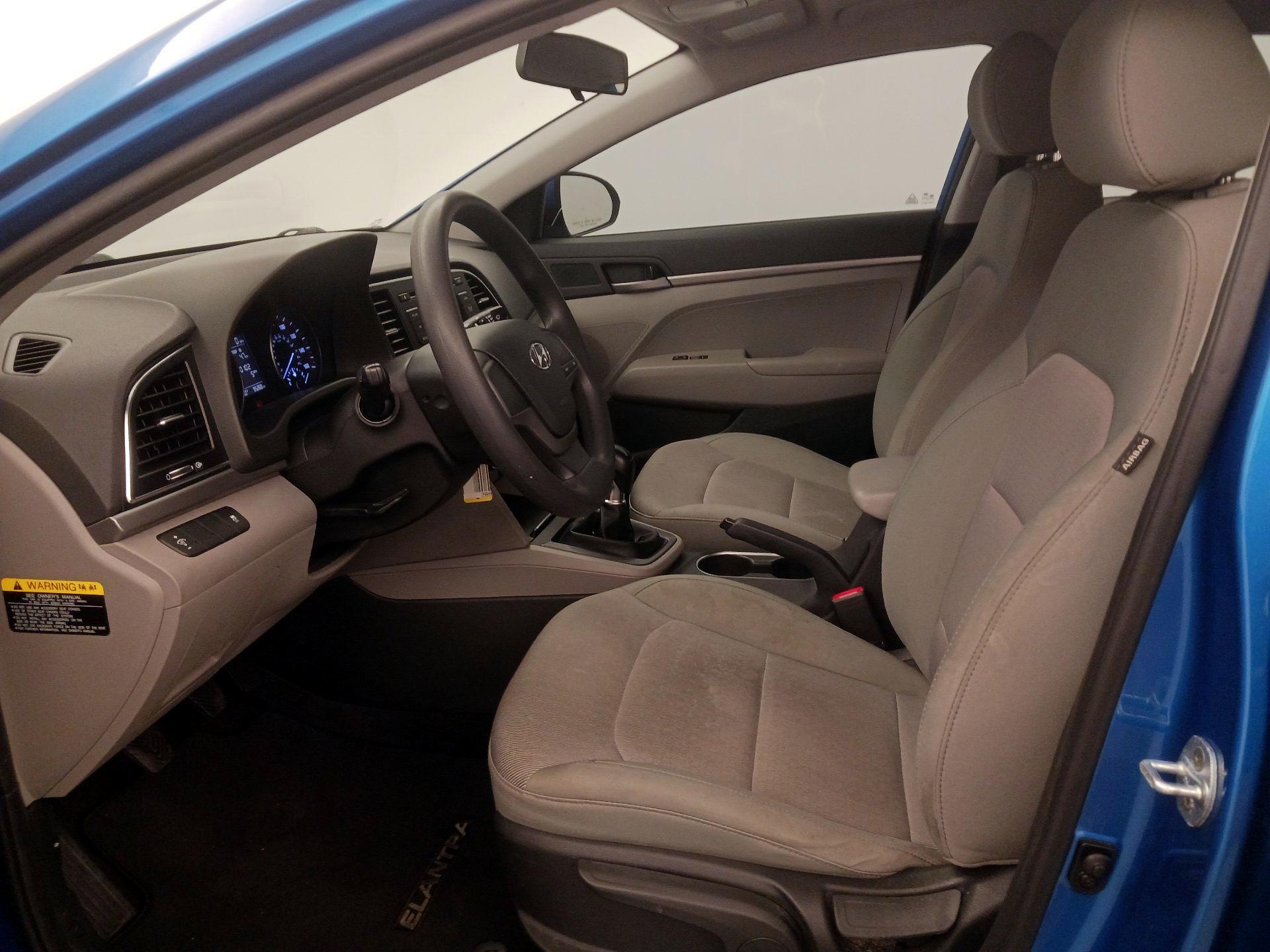 Thumbnail: 2017 Hyundai Elantra - 11