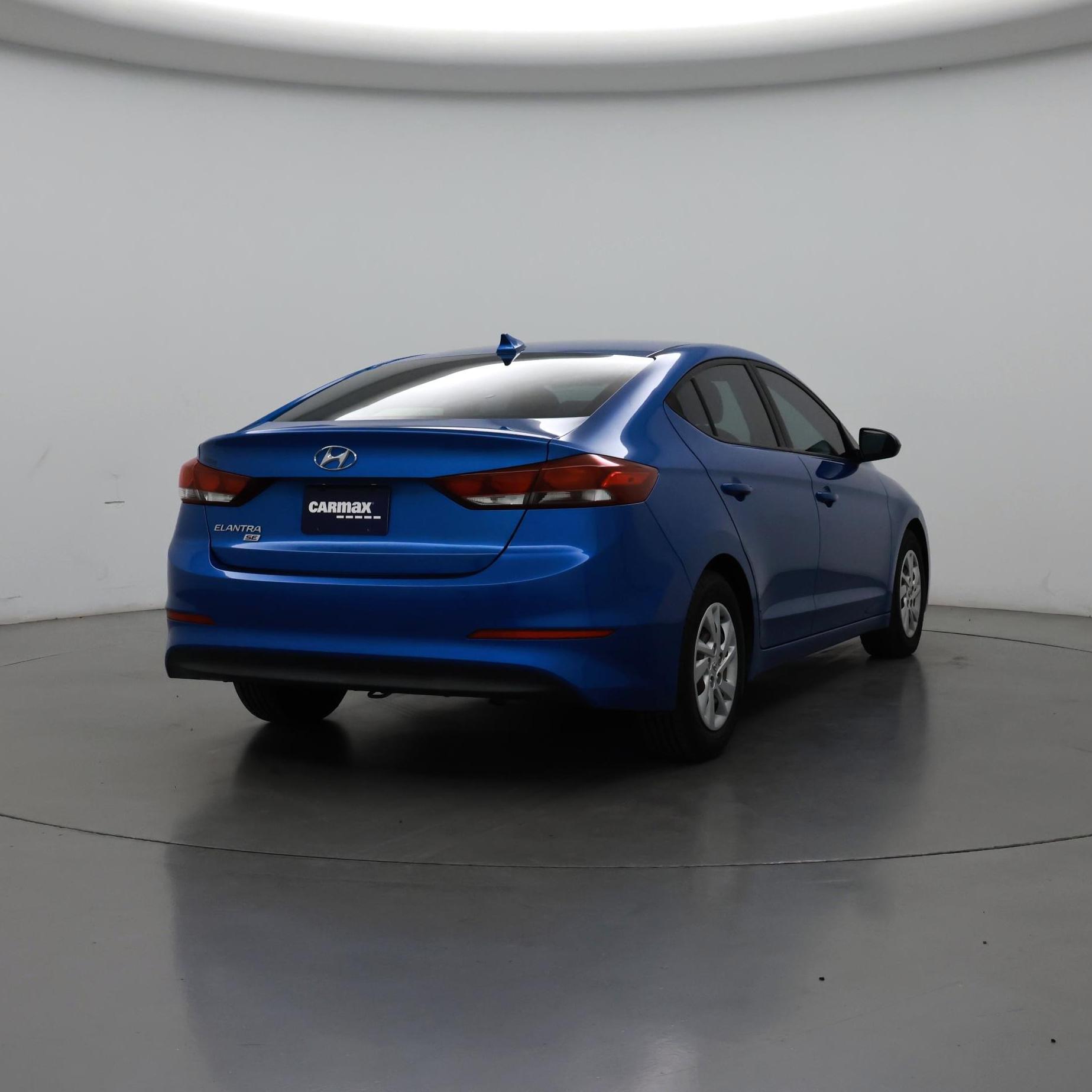 Thumbnail: 2017 Hyundai Elantra - 8