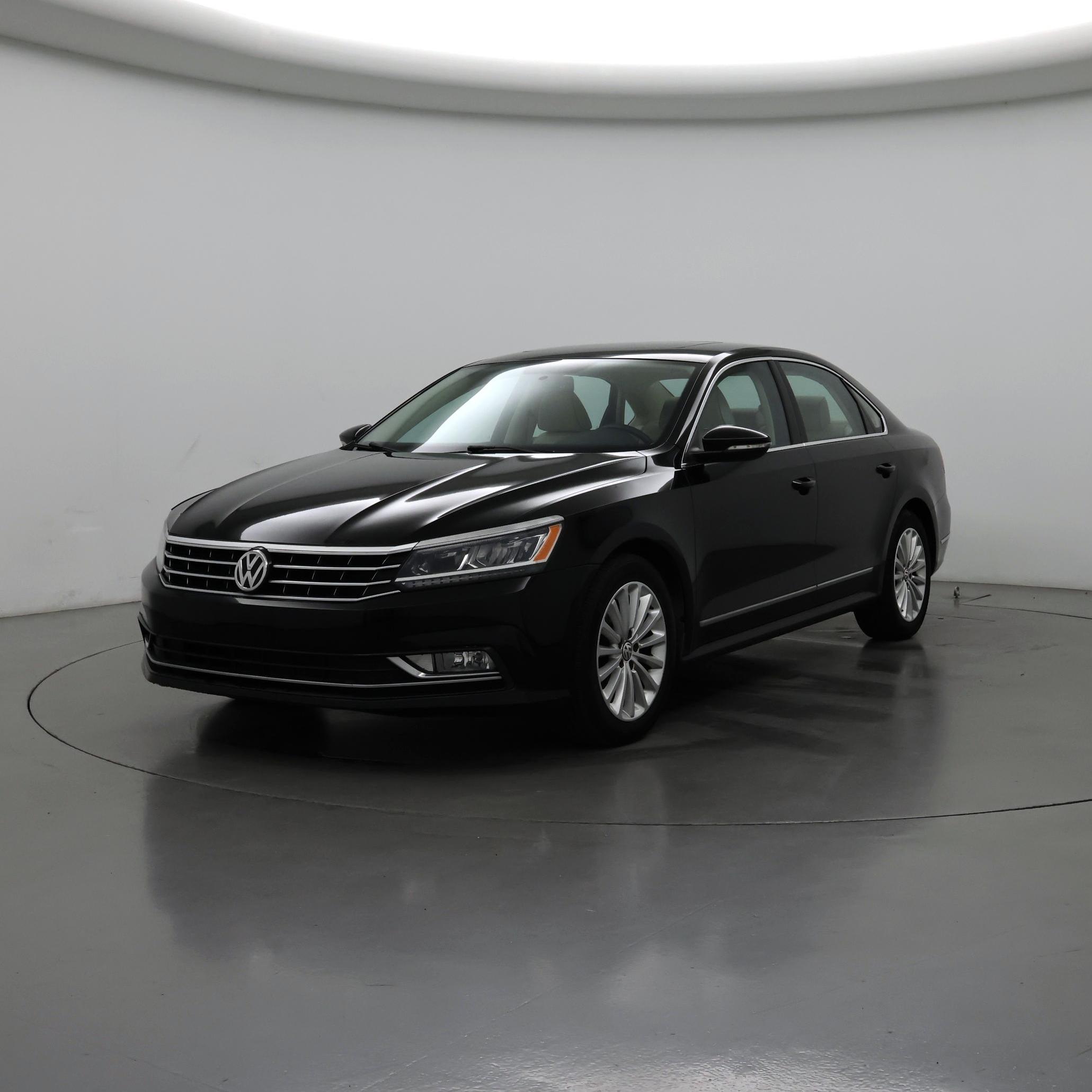 Thumbnail: 2016 Volkswagen Passat - 4