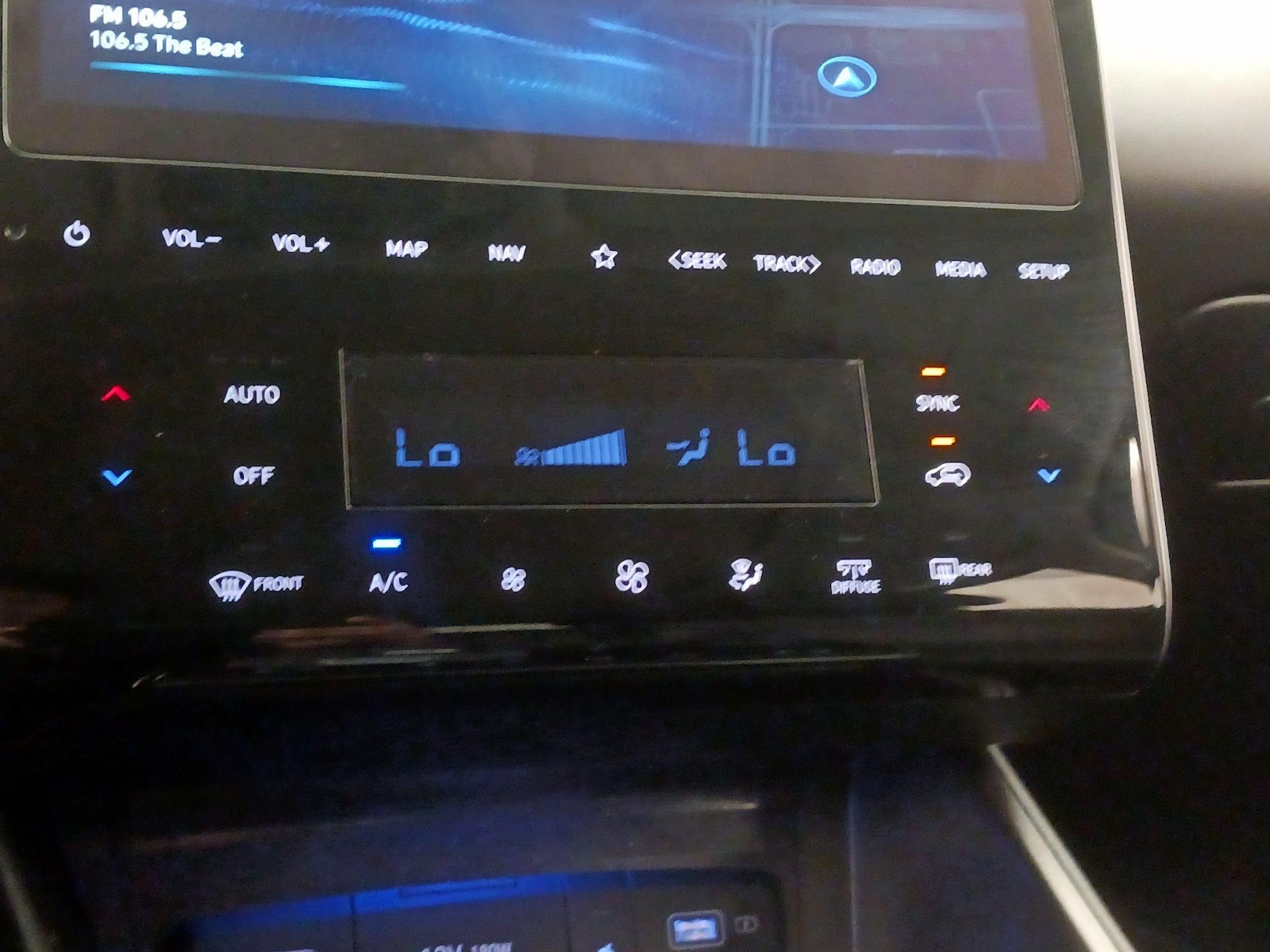 2023 Hyundai Tucson Limited - Photo 18