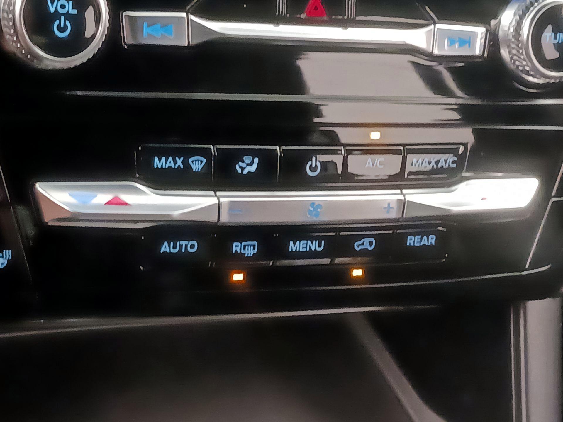 Thumbnail: 2024 Ford Explorer - 17