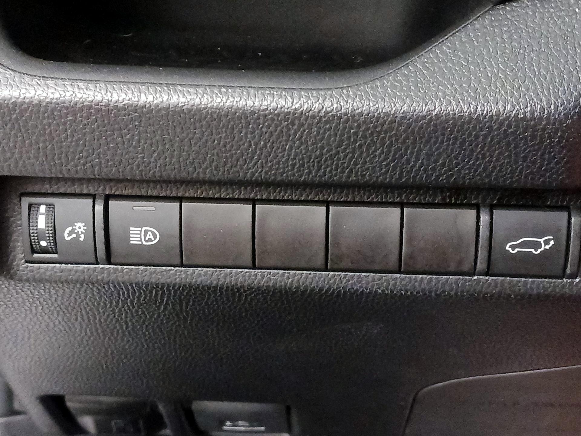 Thumbnail: 2024 Toyota RAV4 - 13