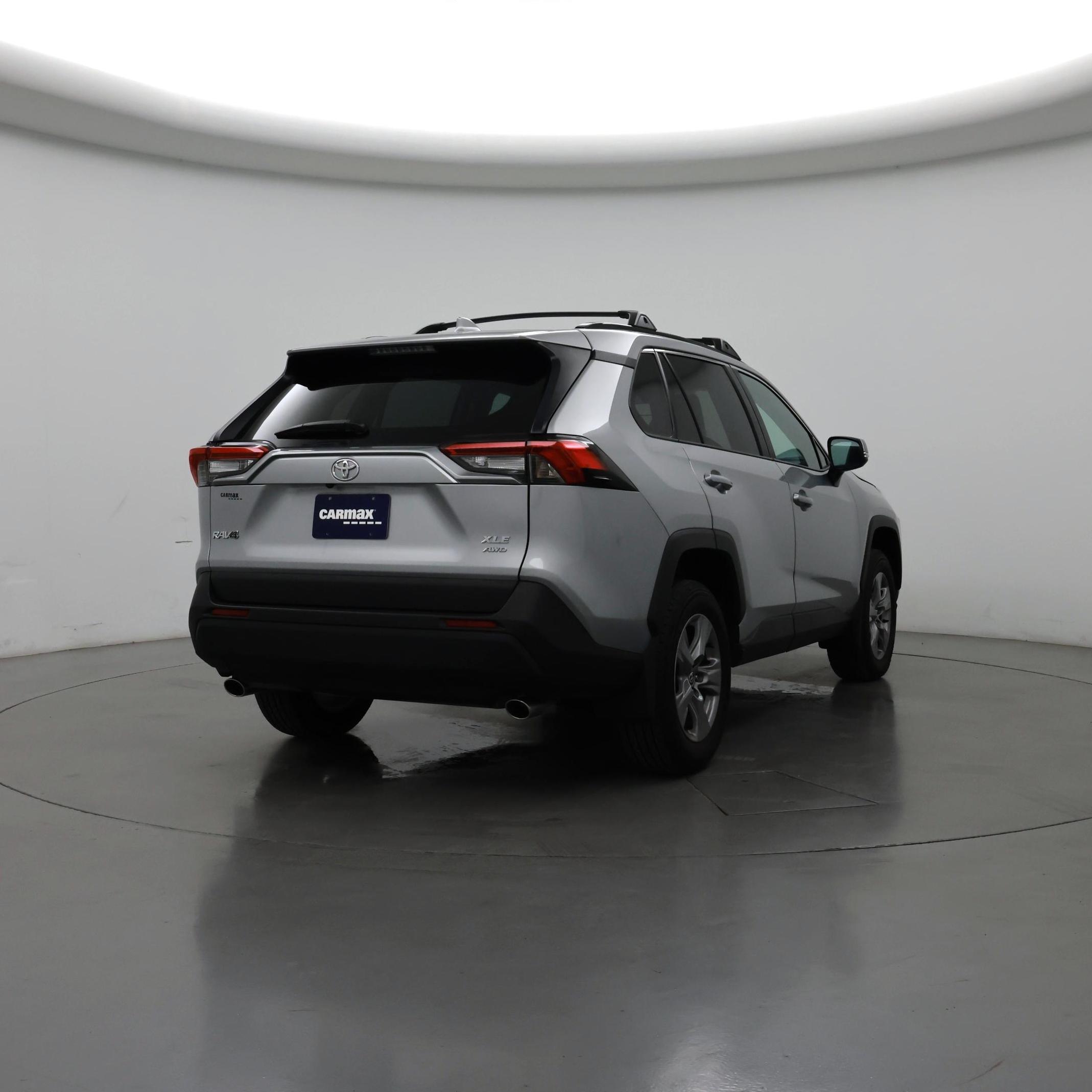 Thumbnail: 2024 Toyota RAV4 - 8