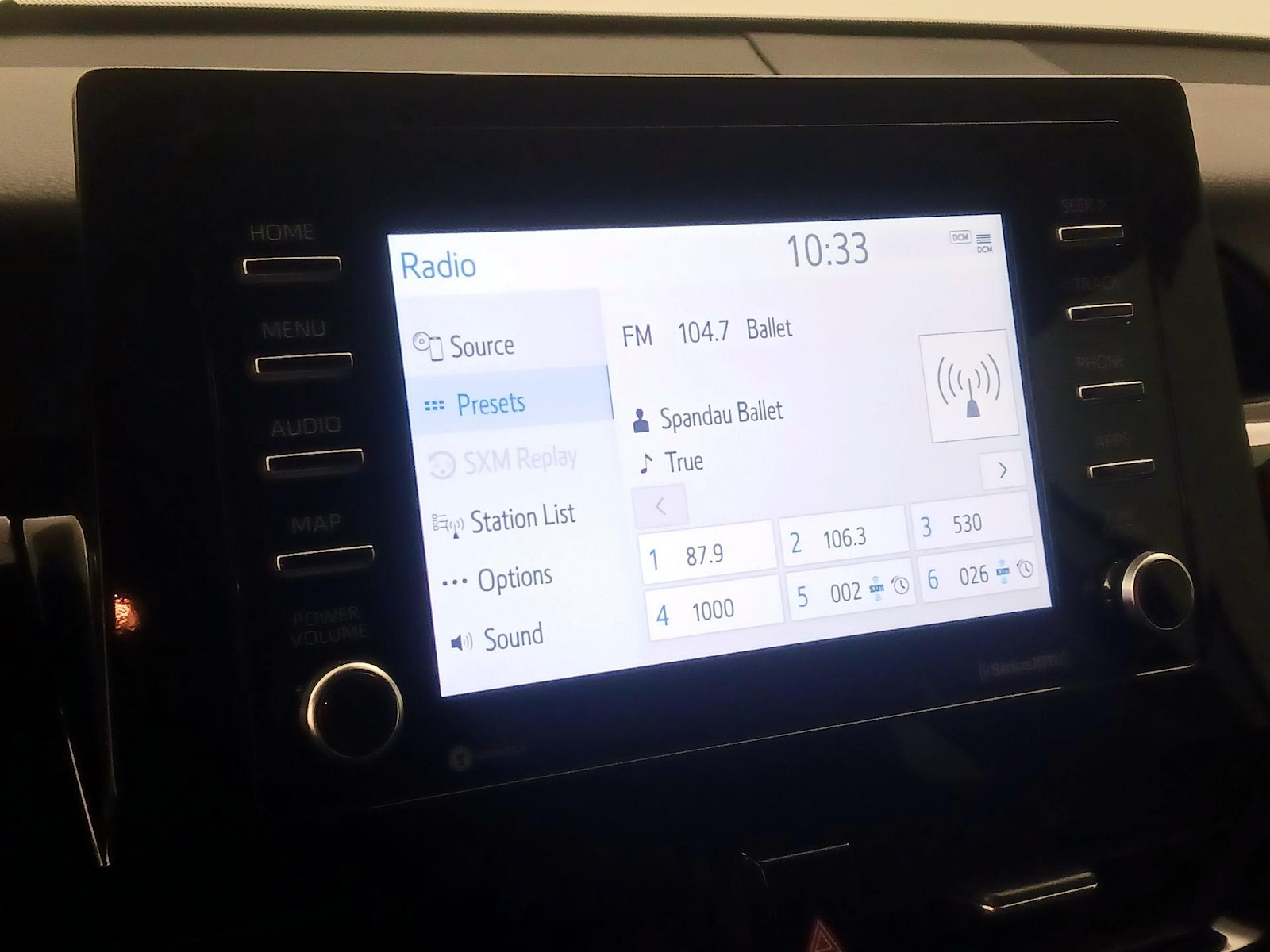 2024 Toyota Camry SE - Photo 16