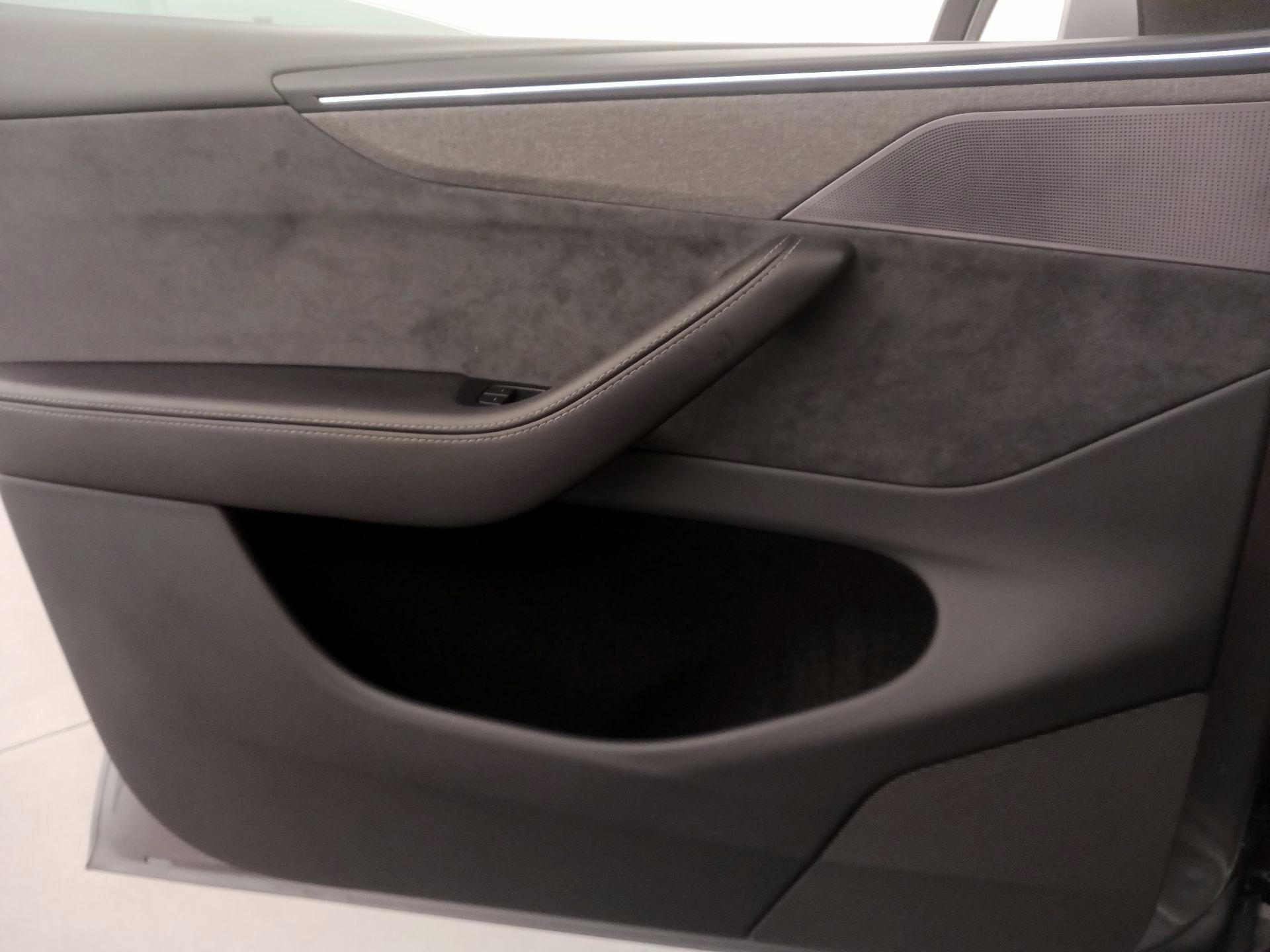 Thumbnail: 2026 Tesla Model Y - 12