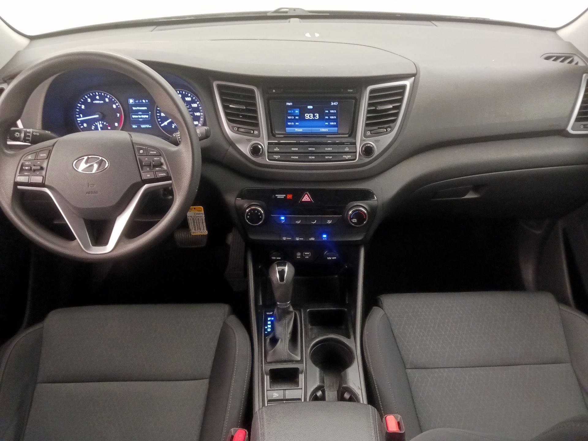 Thumbnail: 2017 Hyundai Tucson - 9