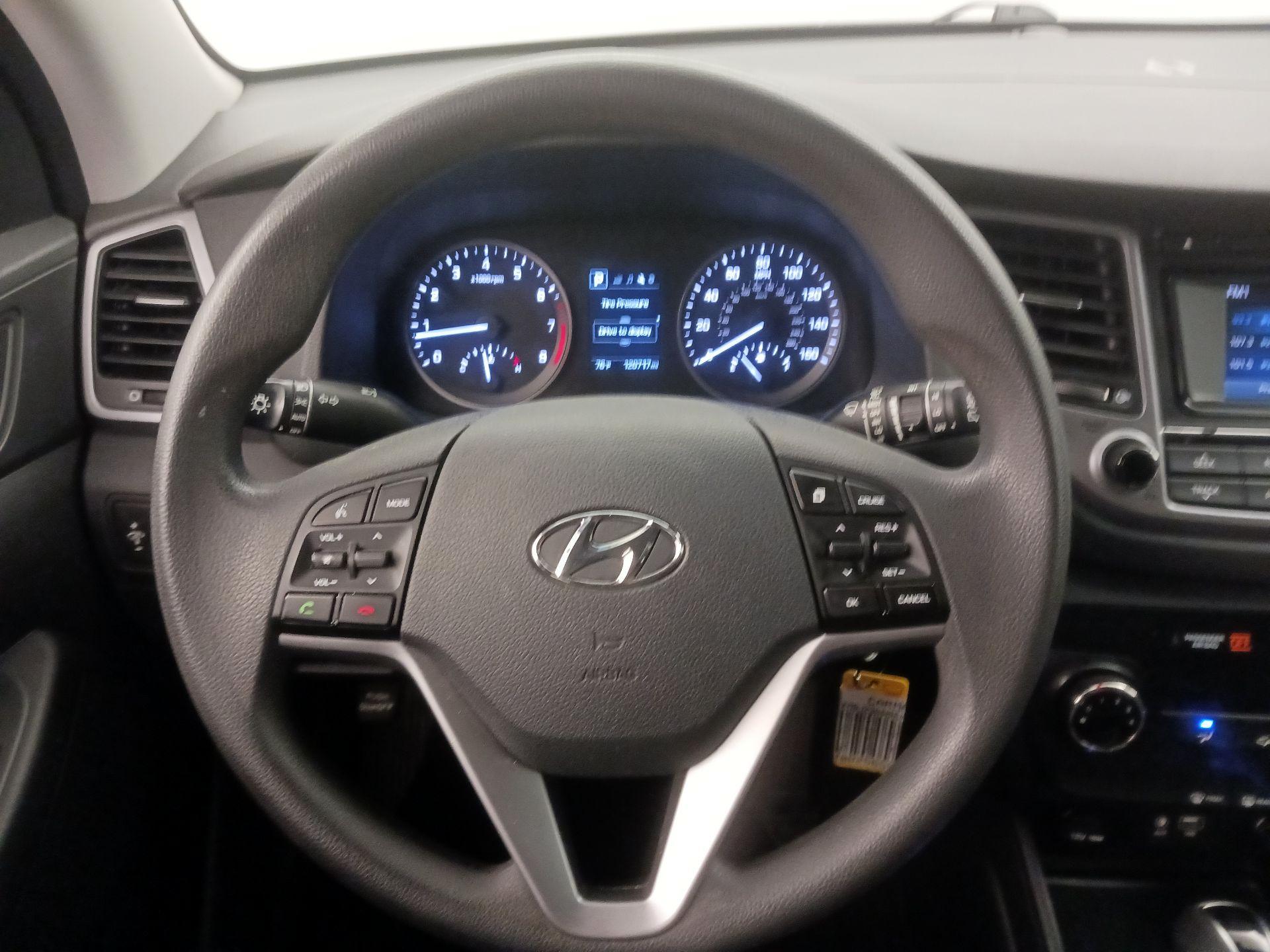Thumbnail: 2017 Hyundai Tucson - 10