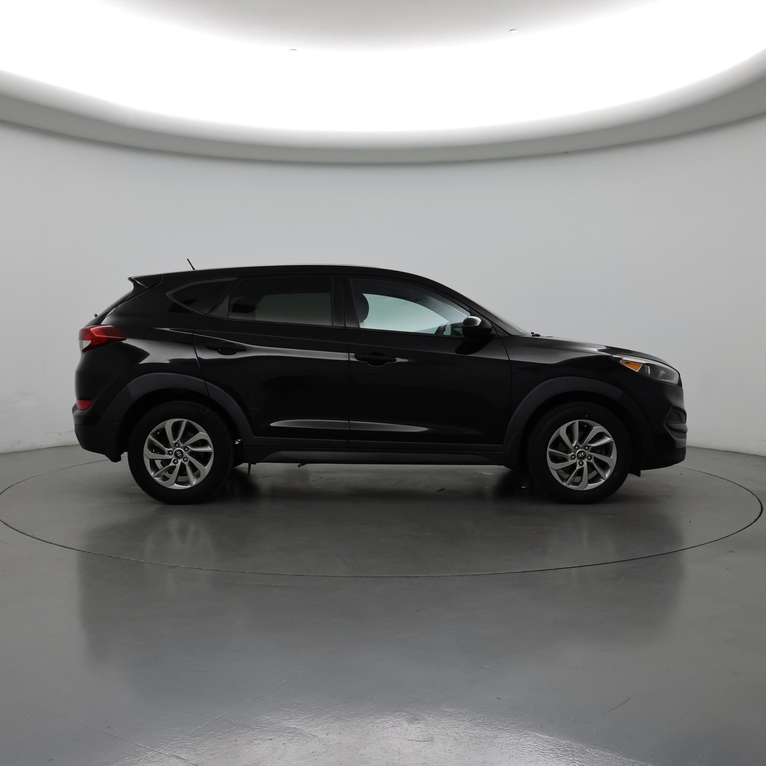 Thumbnail: 2017 Hyundai Tucson - 7