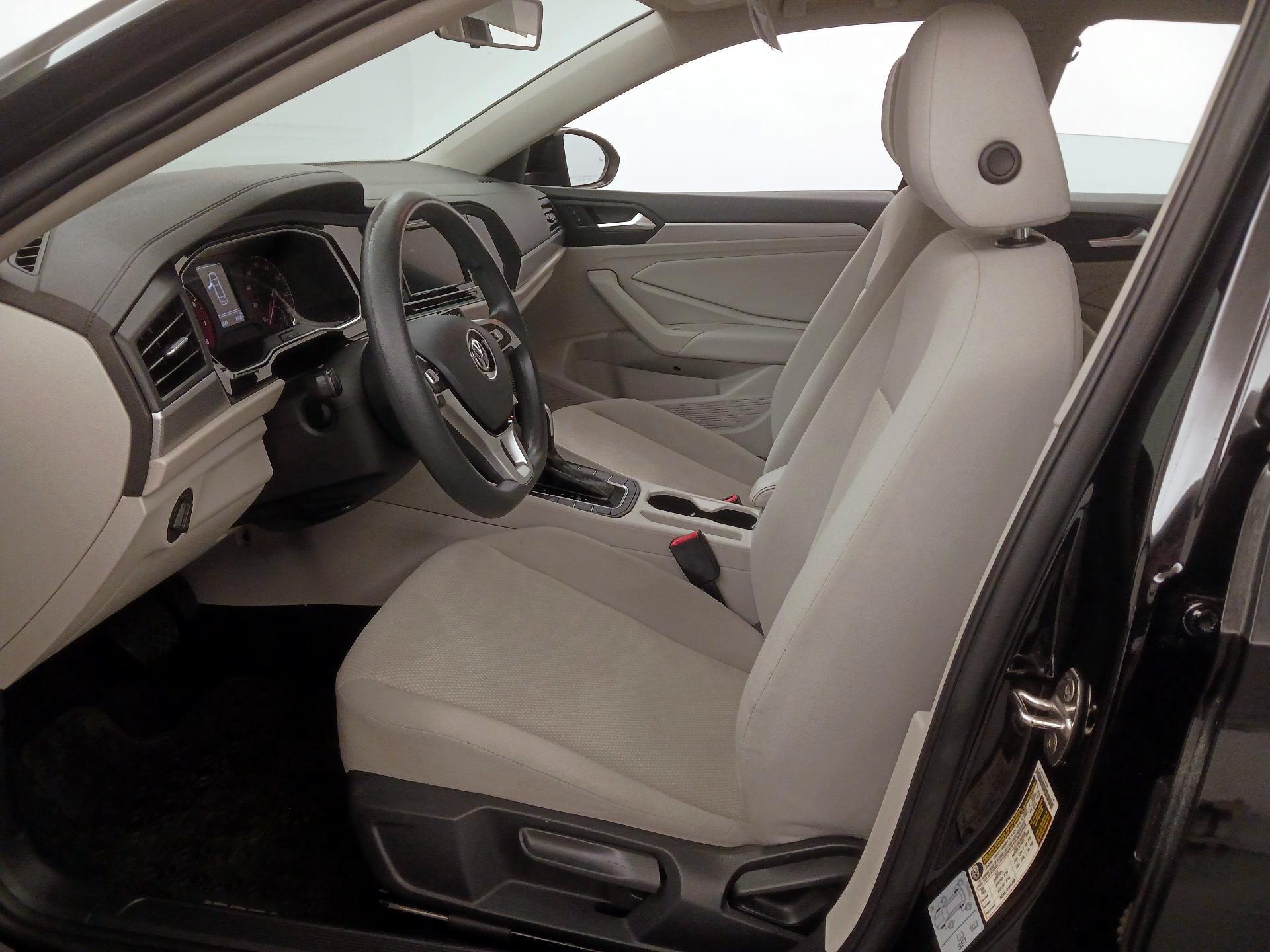 Thumbnail: 2020 Volkswagen Jetta - 11