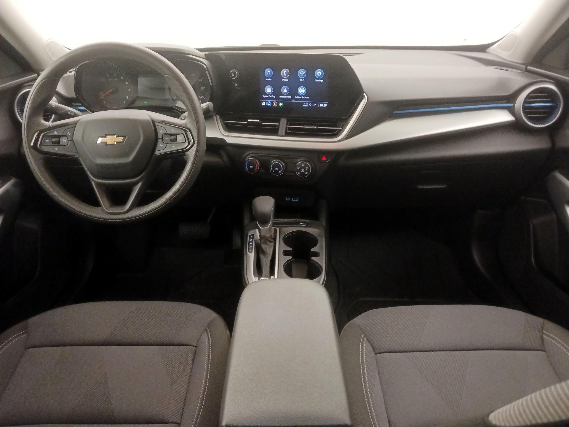 Thumbnail: 2026 Chevrolet Trax - 9