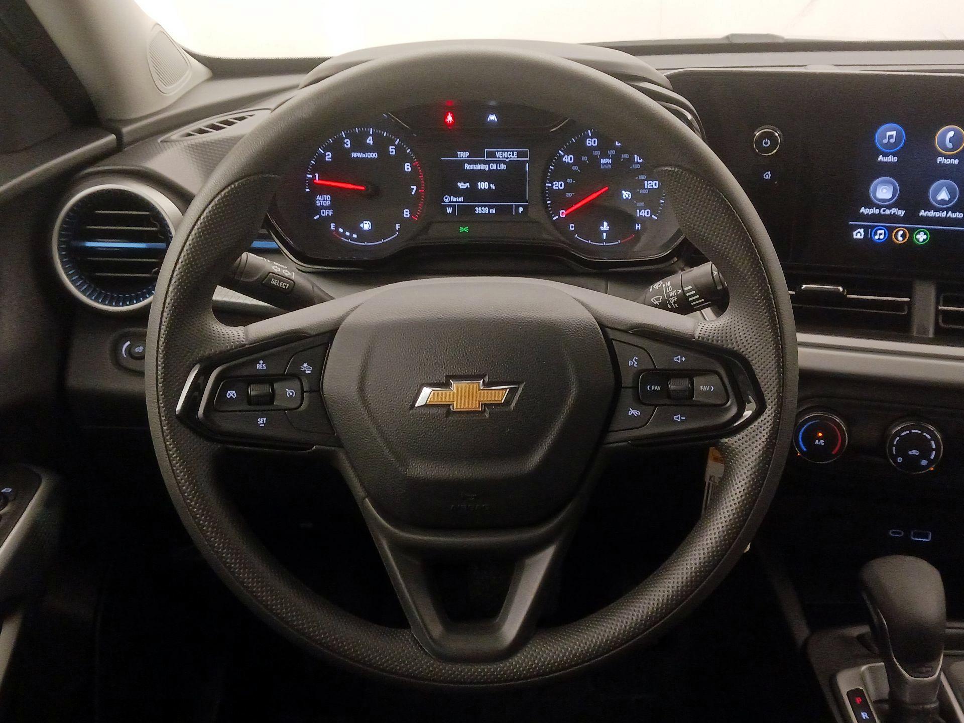 Thumbnail: 2026 Chevrolet Trax - 10