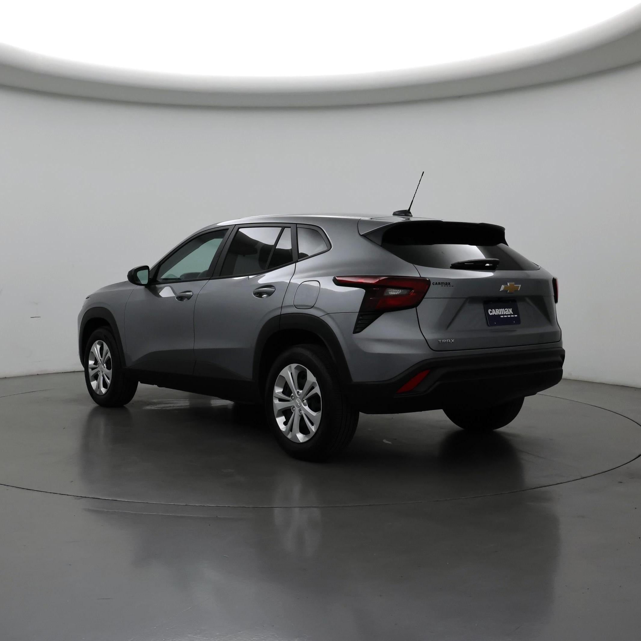 Thumbnail: 2026 Chevrolet Trax - 2