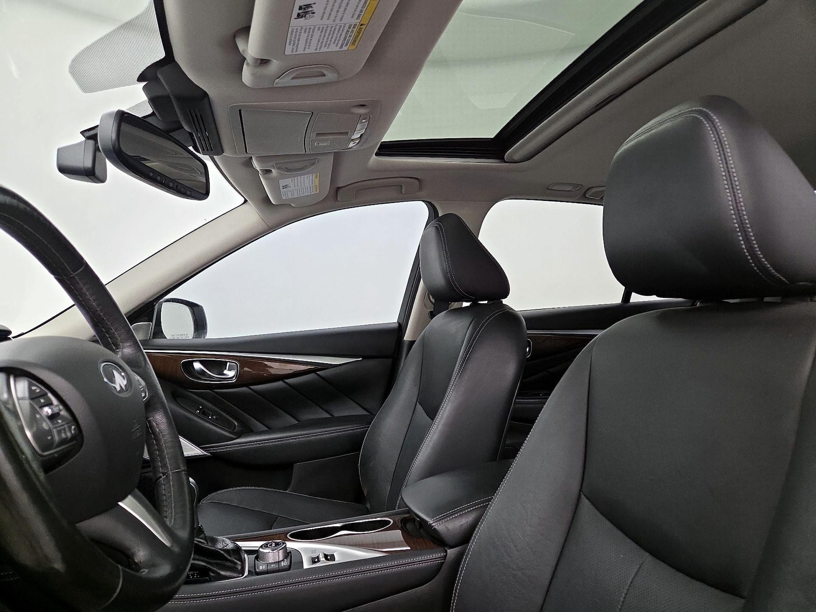 Sunroof(s) & Overhead Airbags