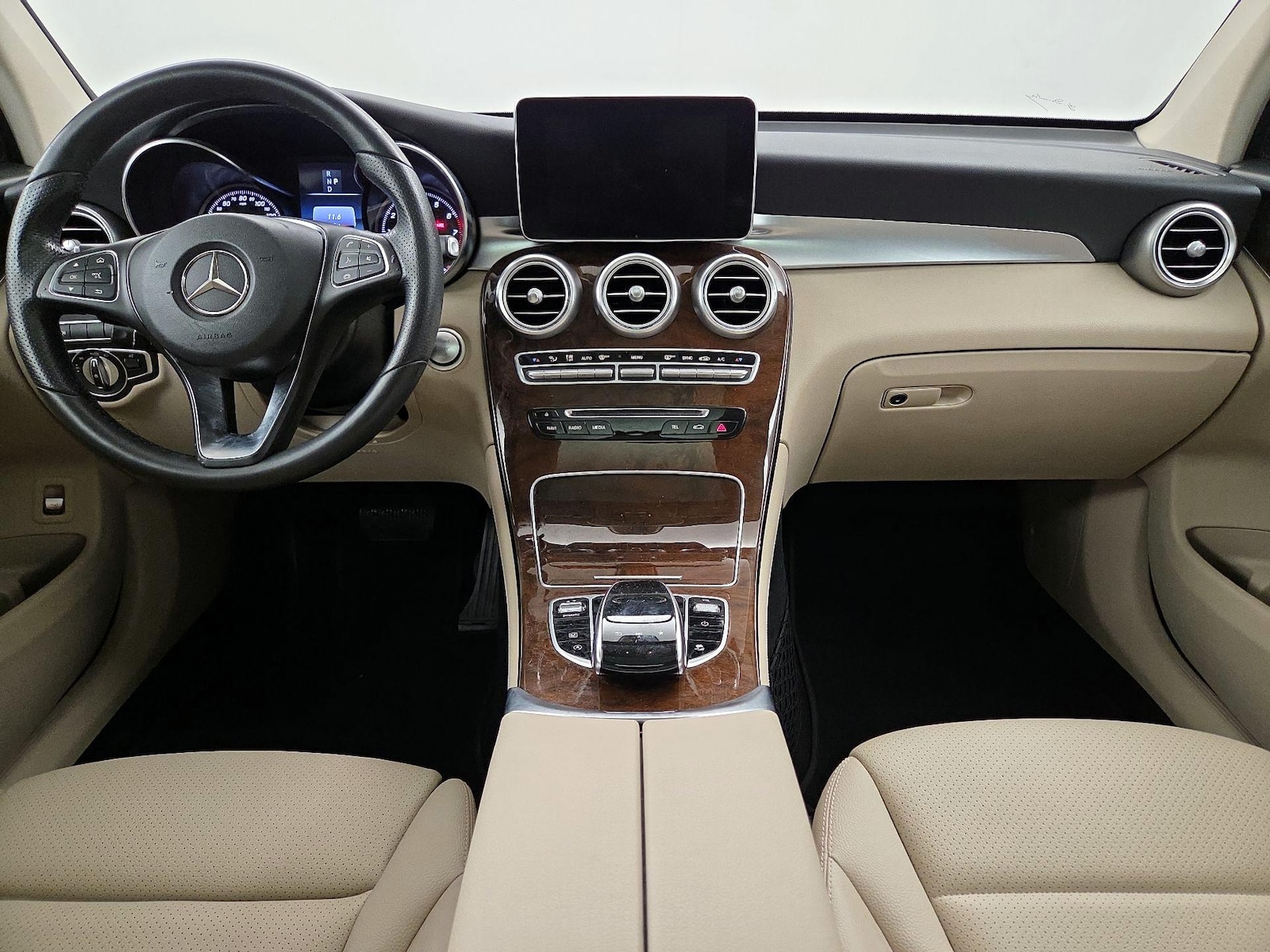 2018 Mercedes-Benz GLC GLC300 - Photo 10