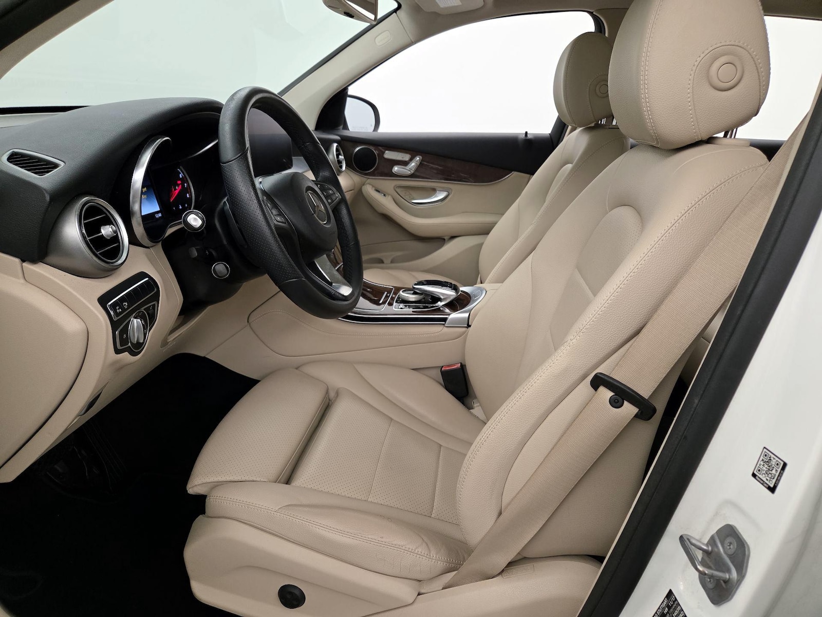 2018 Mercedes-Benz GLC GLC300 - Photo 12