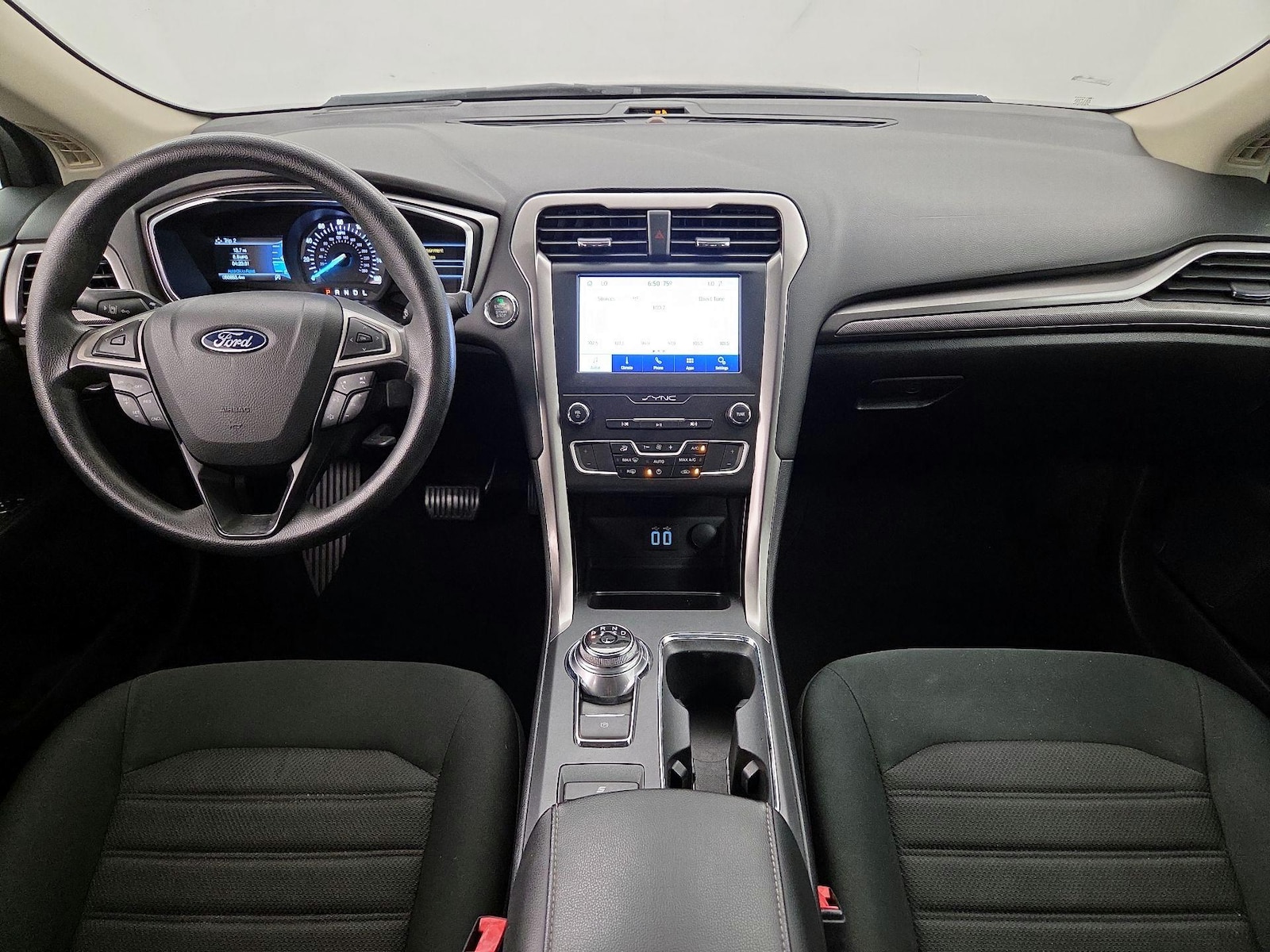 Apple CarPlay® & Android Auto™