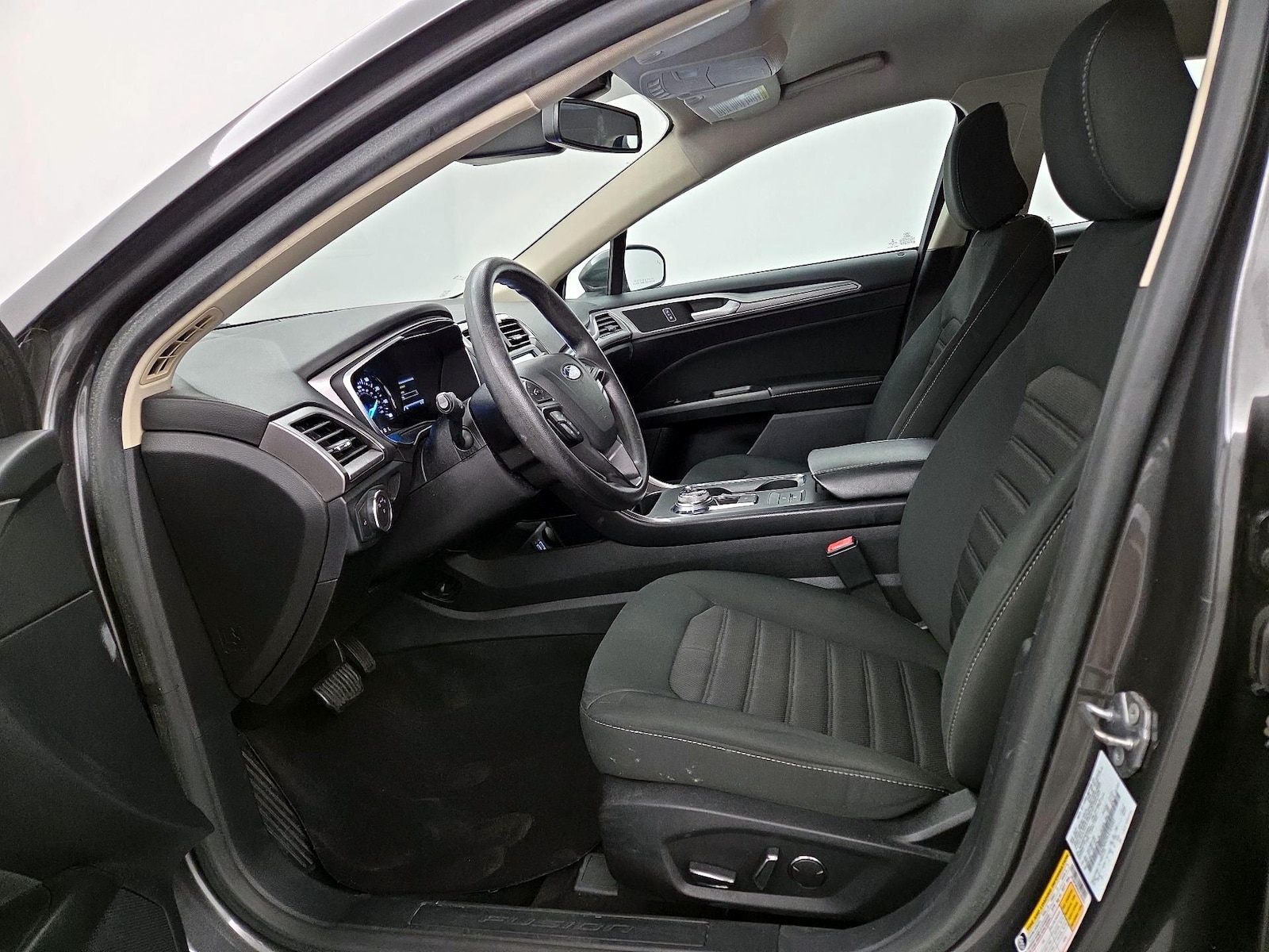 Power Seat(s) & Side Airbags