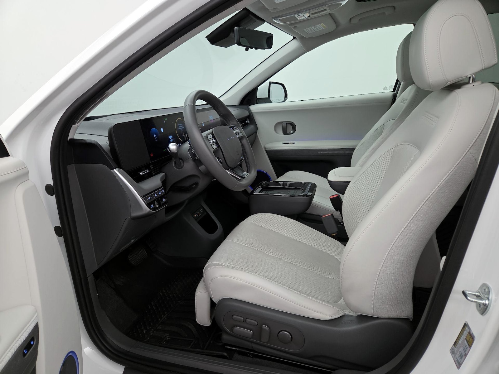 Power Seat(s) & A/C Seat(s)