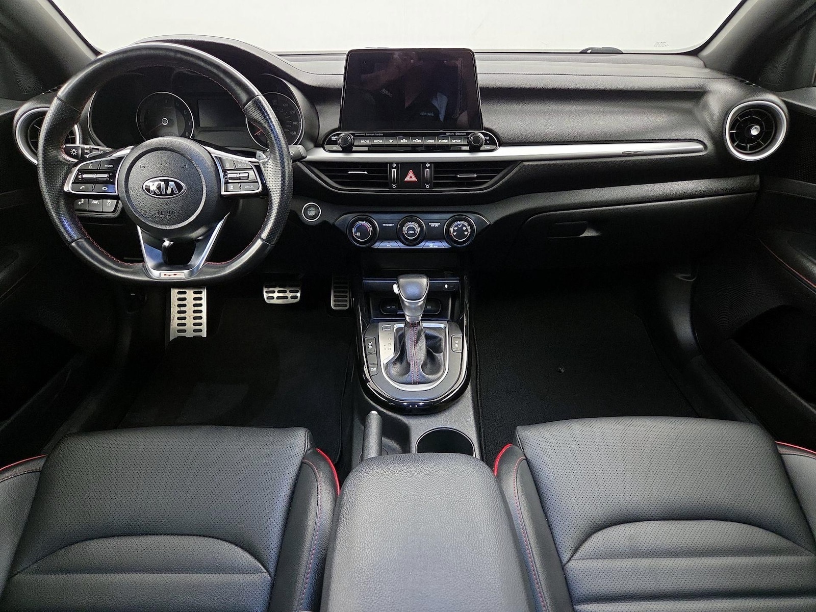 Apple CarPlay® & Android Auto™