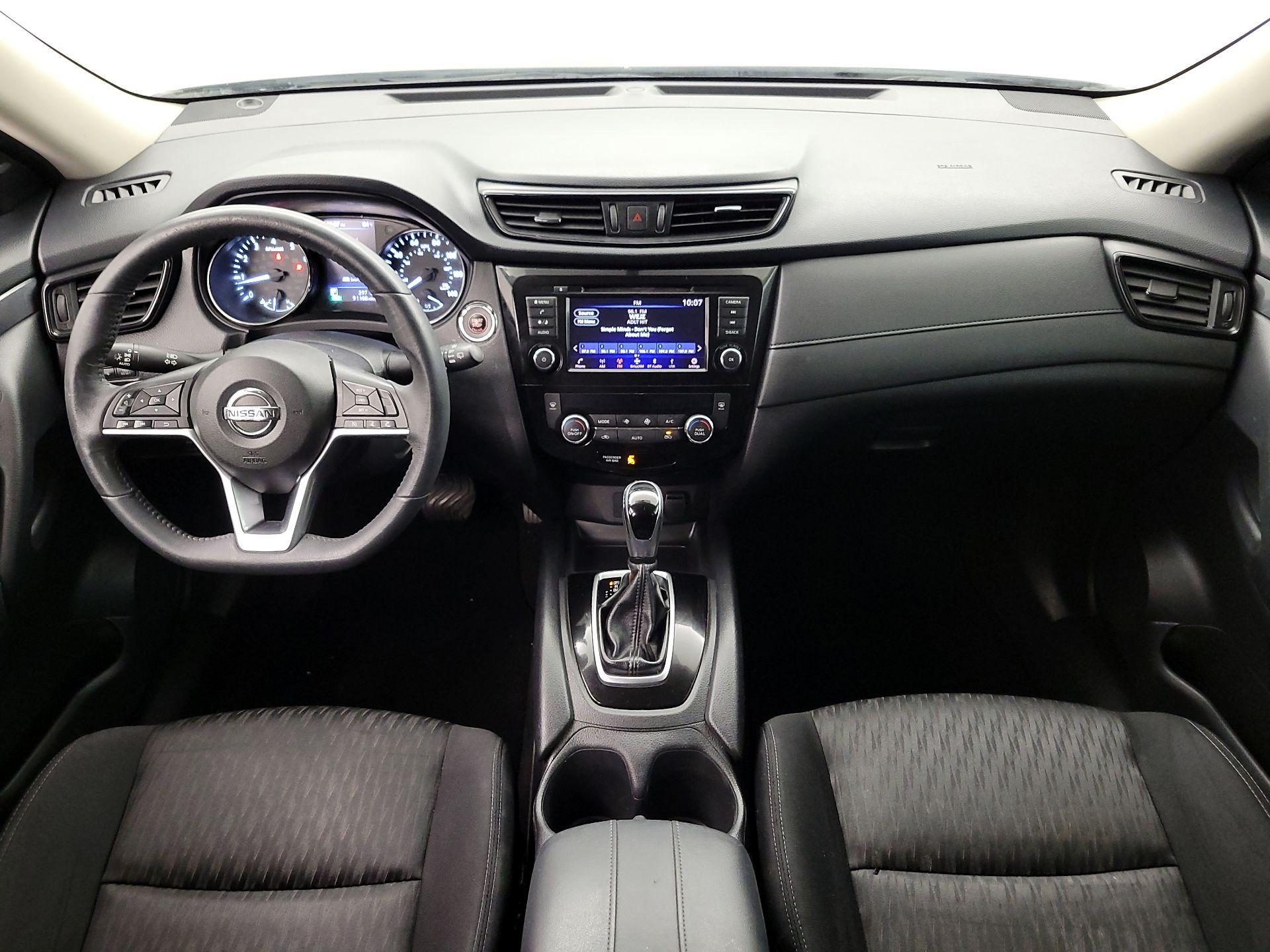 Thumbnail: 2018 Nissan Rogue - 9