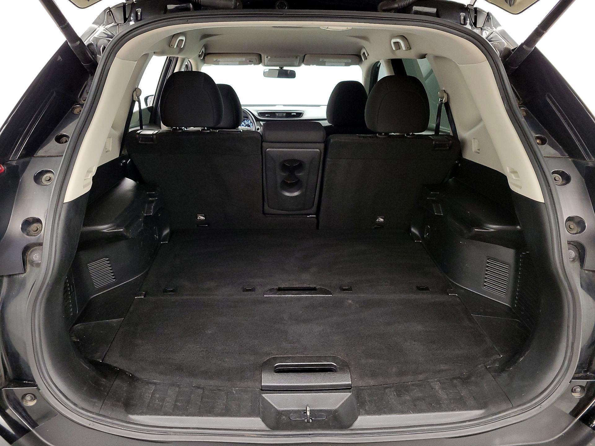 Thumbnail: 2018 Nissan Rogue - 20