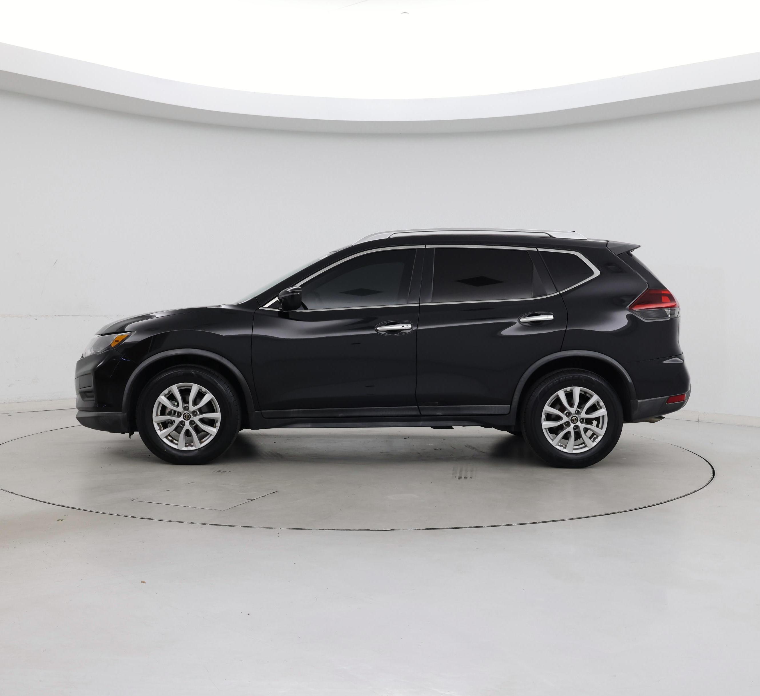 Thumbnail: 2018 Nissan Rogue - 3