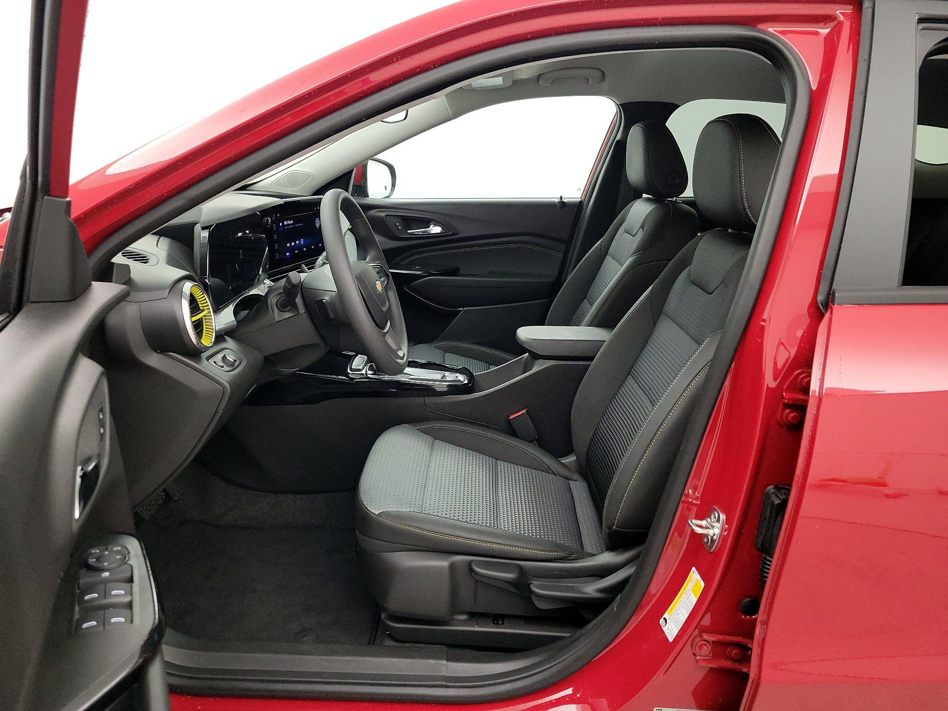 Thumbnail: 2026 Chevrolet Trax - 11