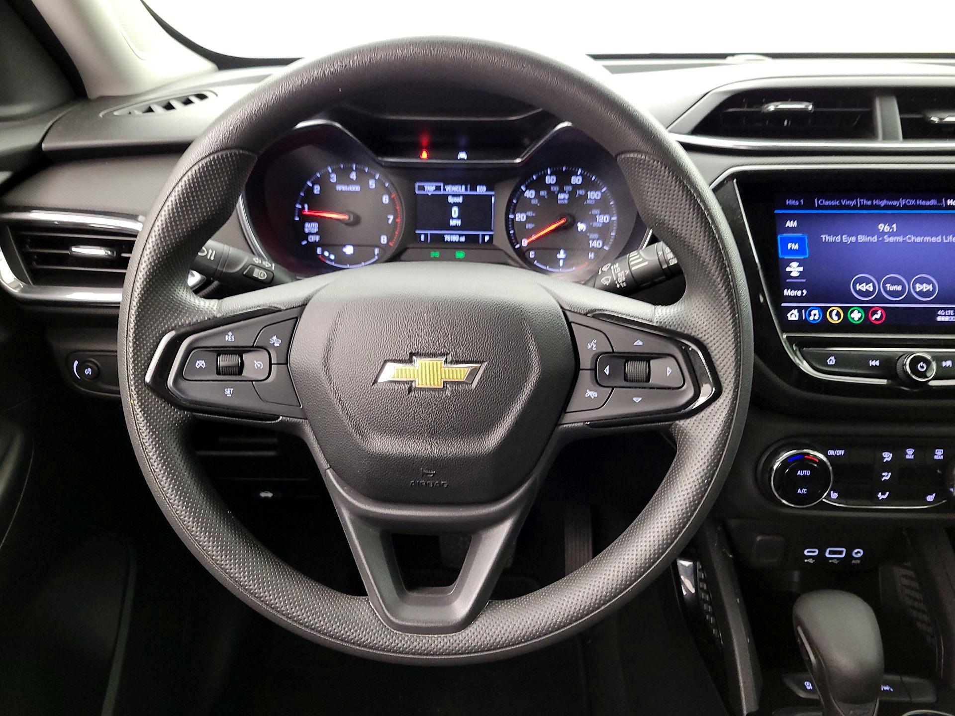 Thumbnail: 2022 Chevrolet TrailBlazer - 10