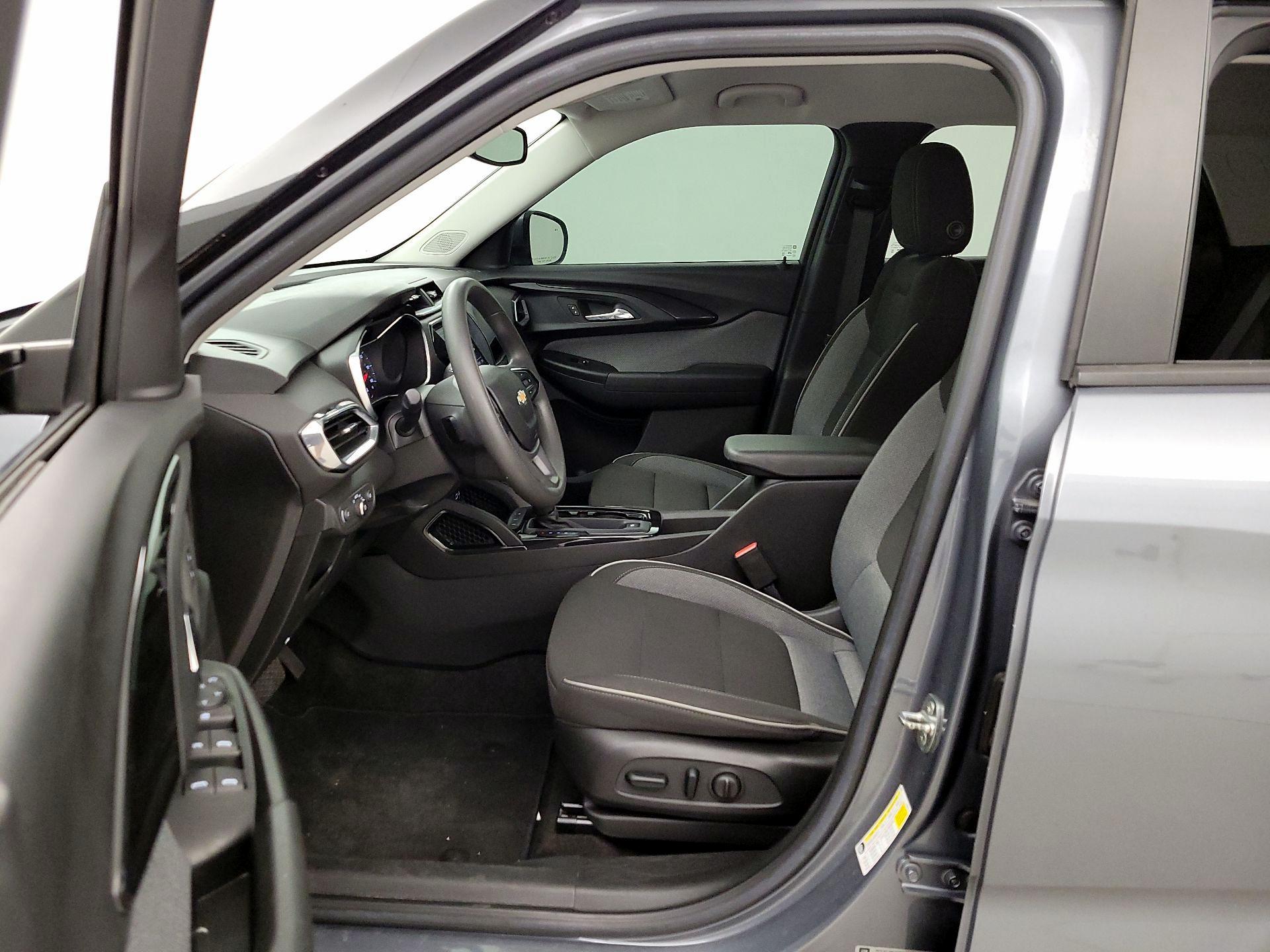 Thumbnail: 2022 Chevrolet TrailBlazer - 11