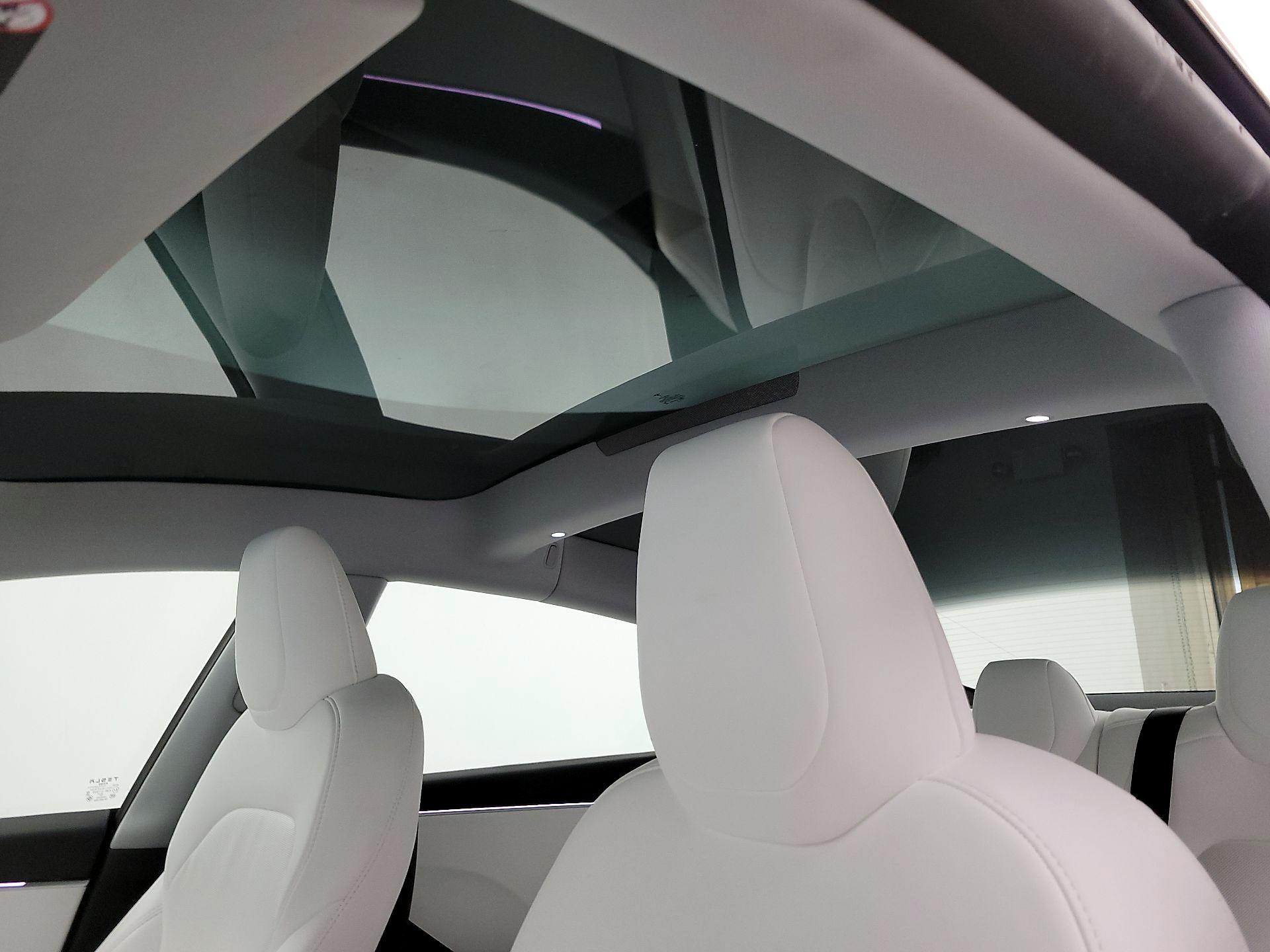 Thumbnail: 2025 Tesla Model 3 - 19