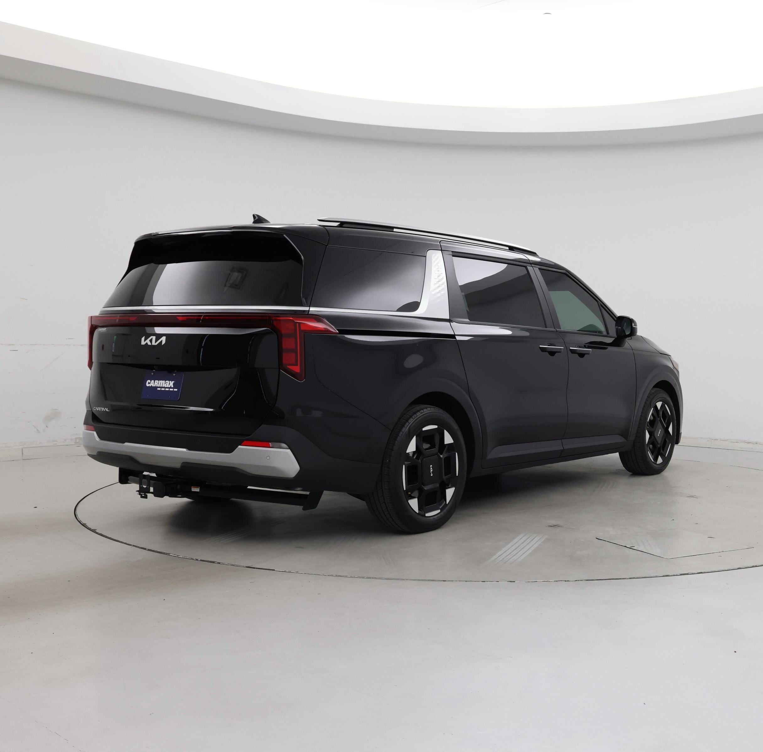 Thumbnail: 2025 Kia Carnival - 8