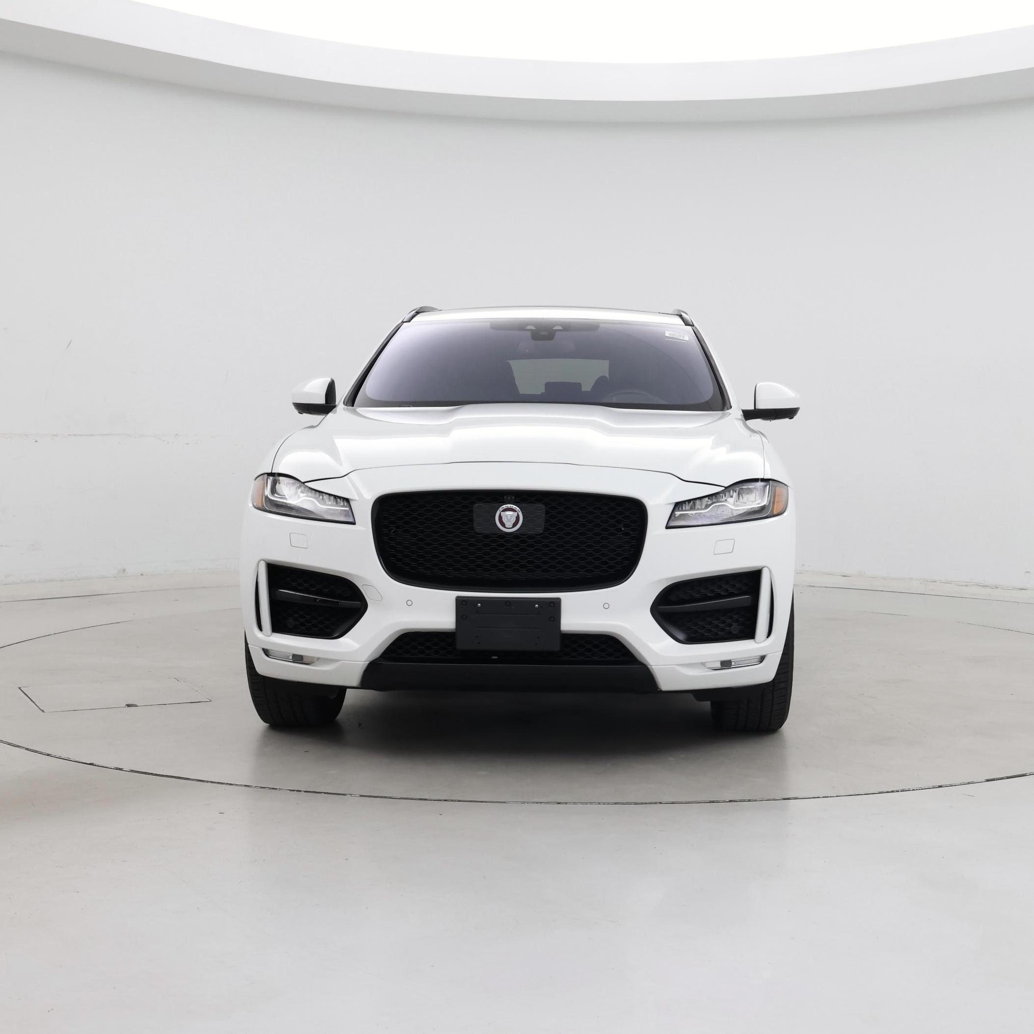 Thumbnail: 2018 Jaguar F-Pace - 5