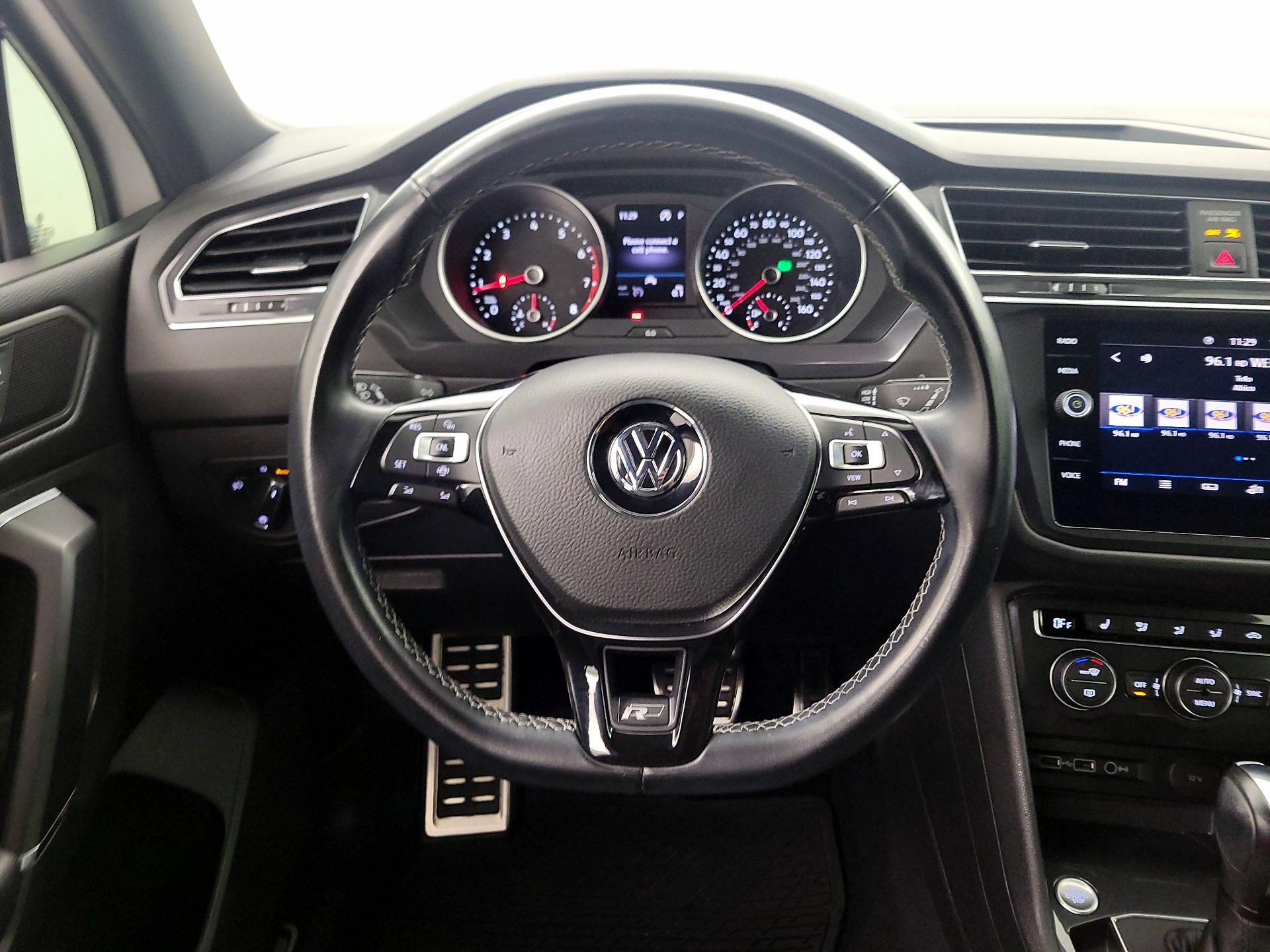 Thumbnail: 2020 Volkswagen Tiguan - 10