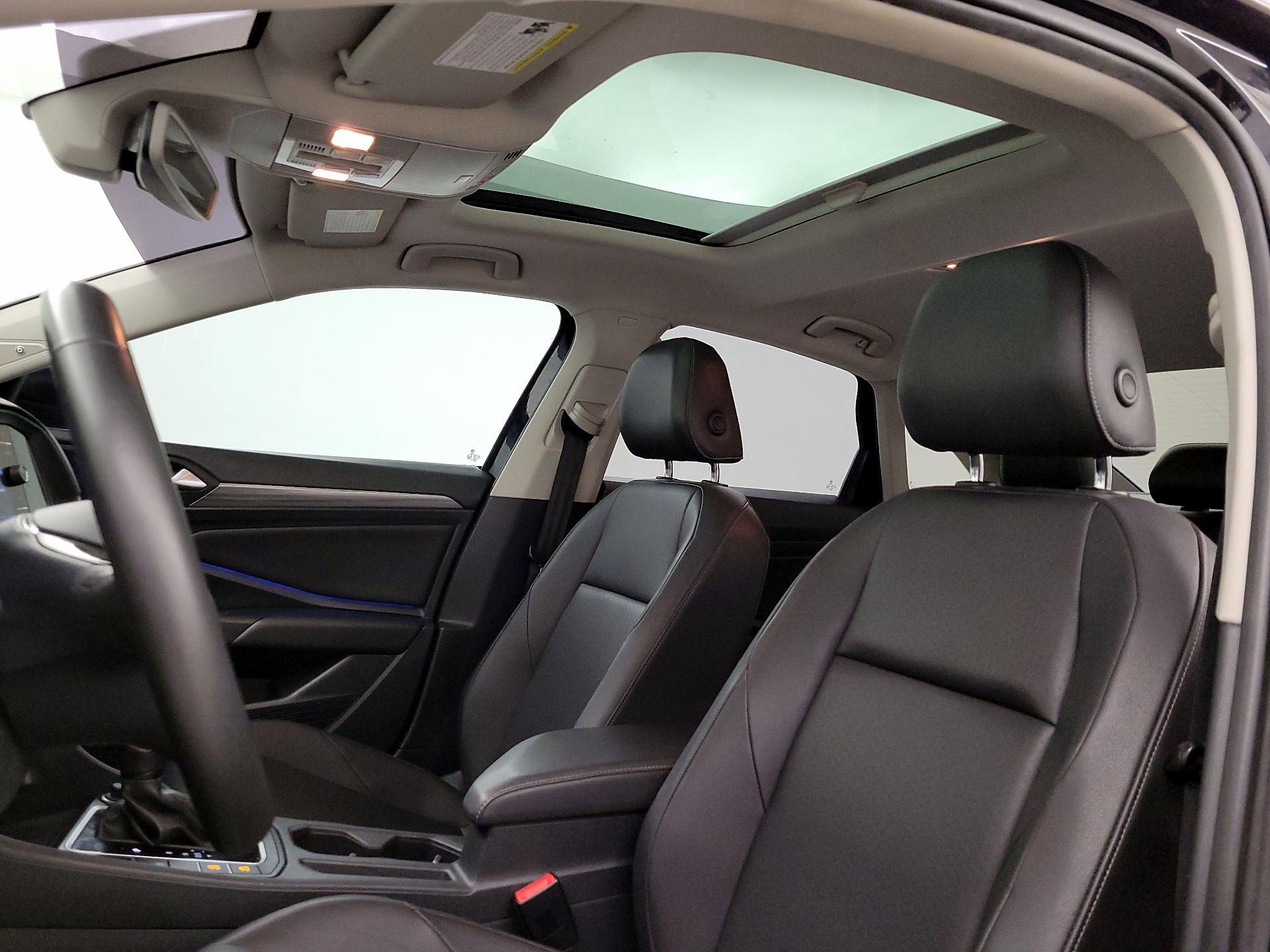 Thumbnail: 2020 Volkswagen Jetta - 19