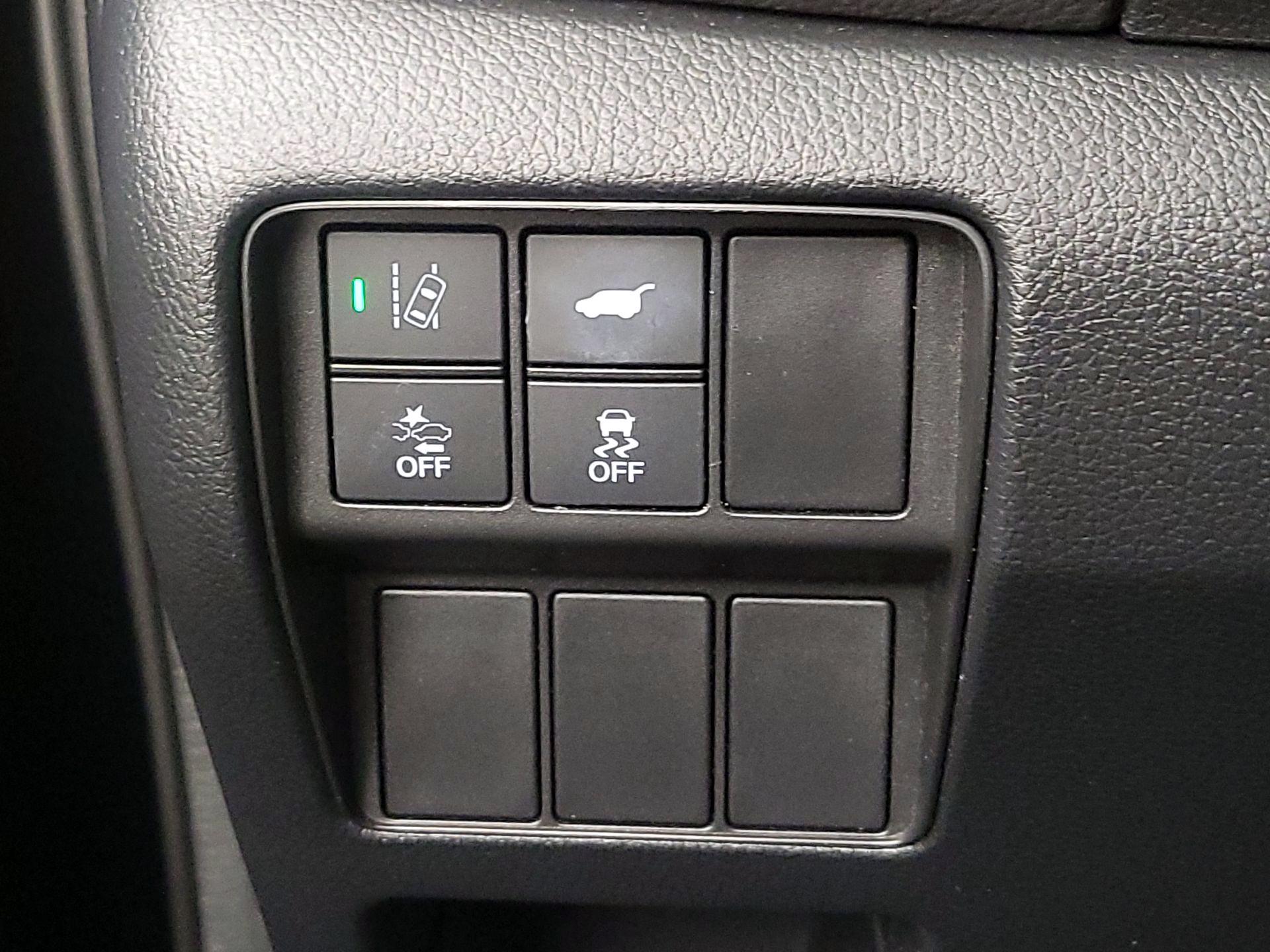 Thumbnail: 2019 Honda CR-V - 13
