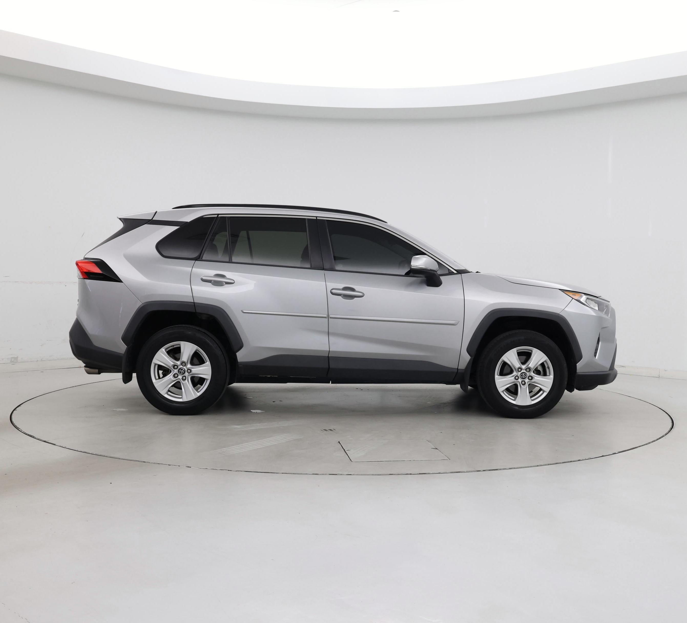Thumbnail: 2019 Toyota RAV4 - 7