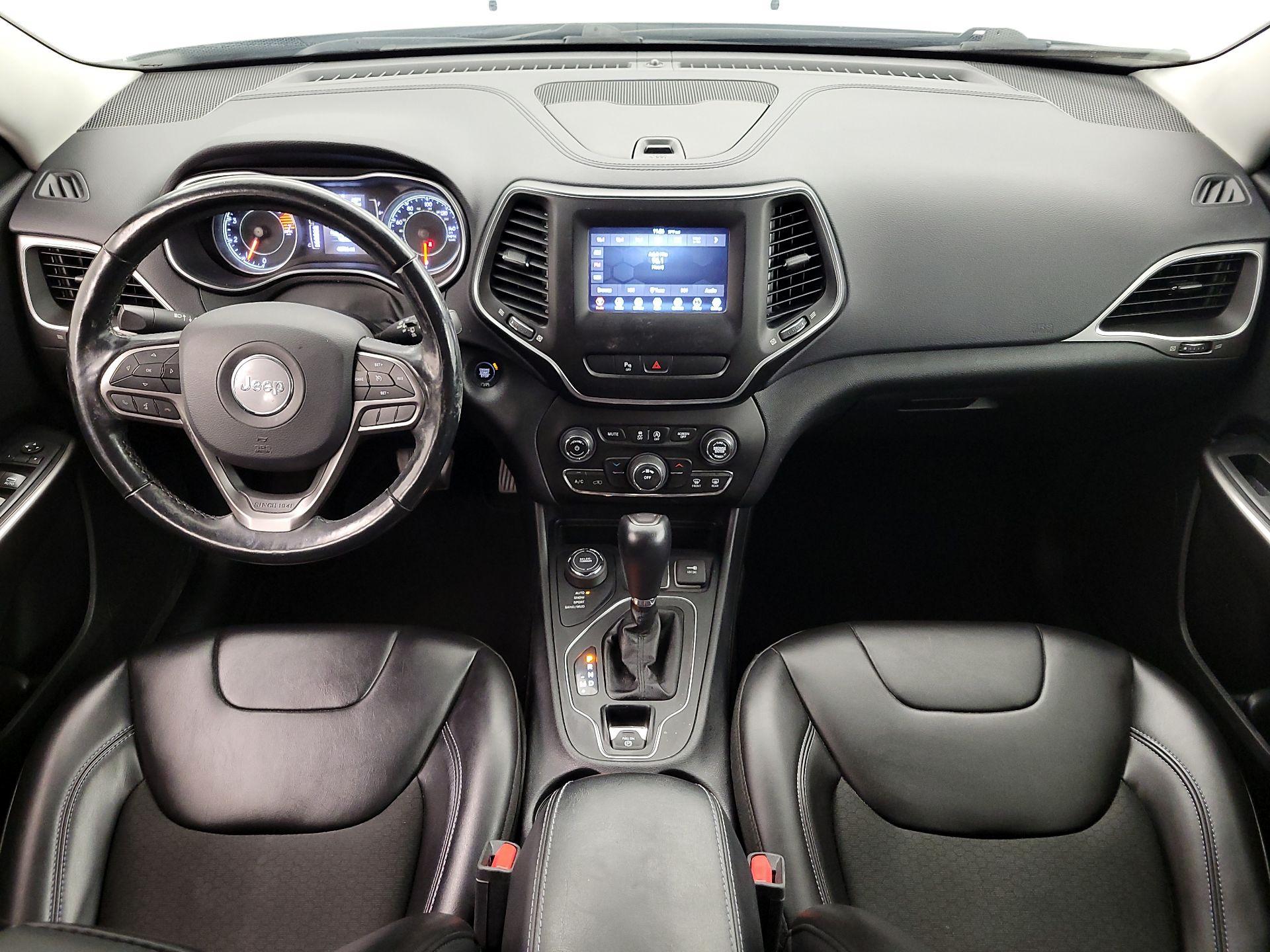 Thumbnail: 2020 Jeep Cherokee - 9