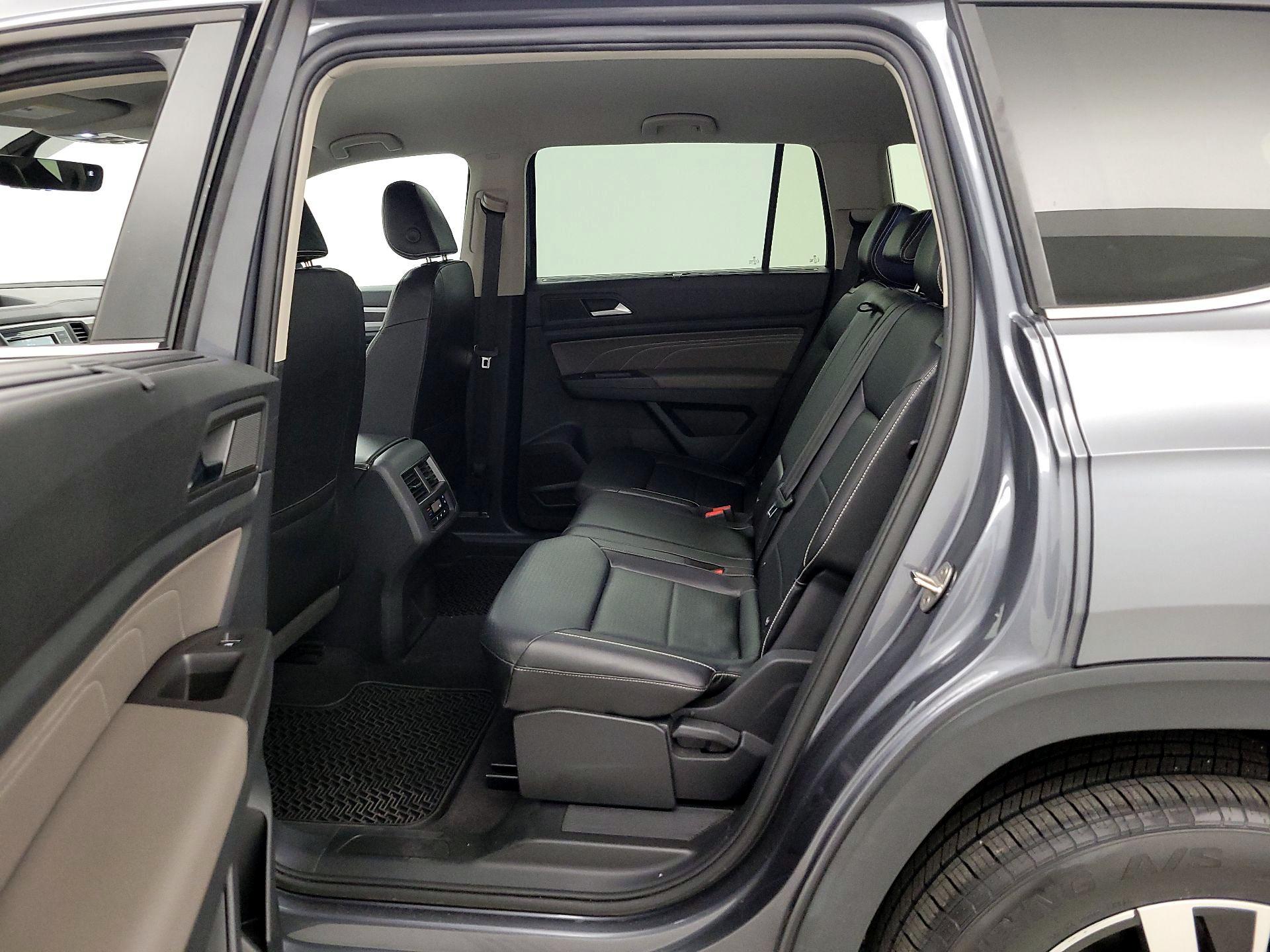 Thumbnail: 2022 Volkswagen Atlas - 19